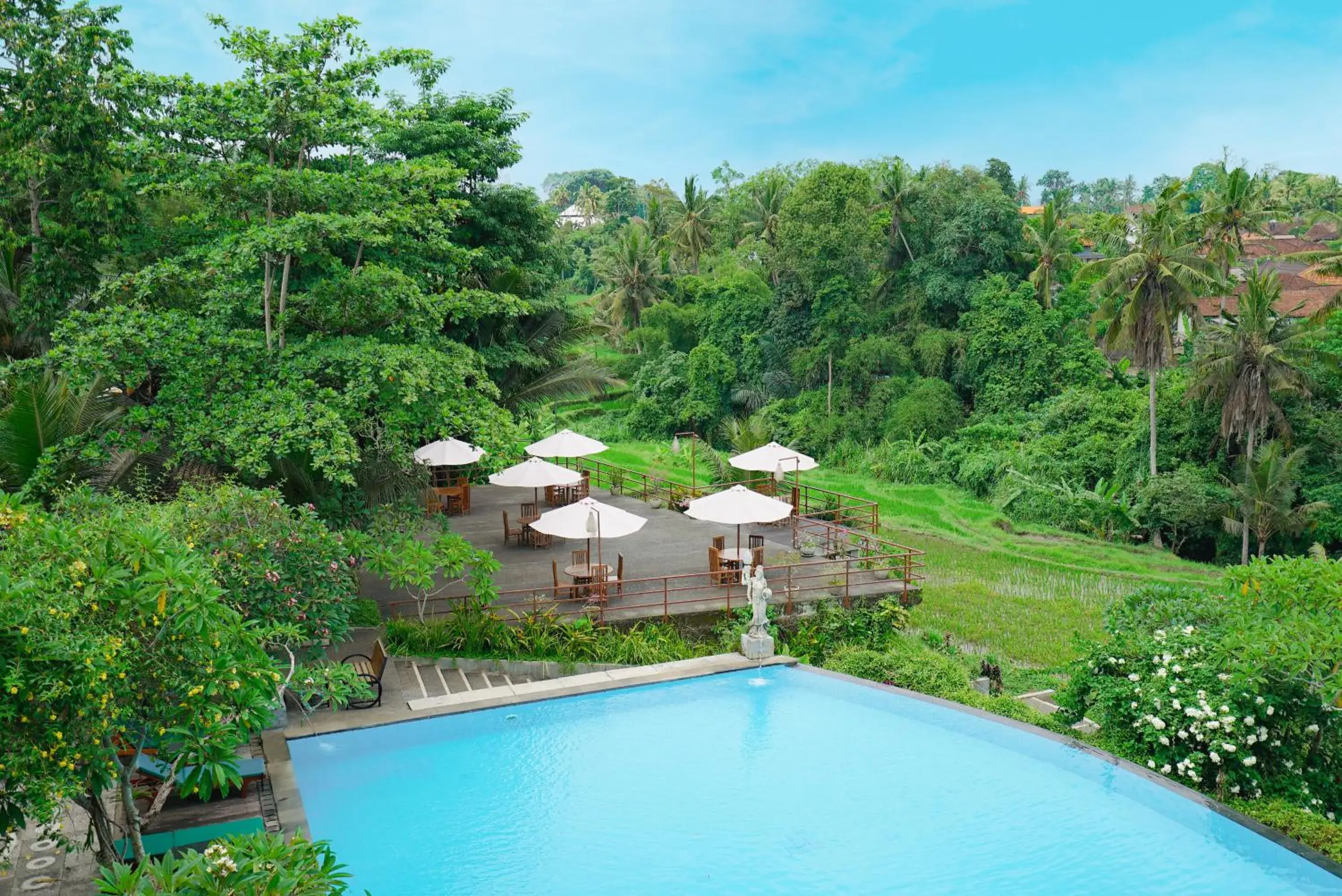 Property building in Royal Casa Ganesha Property building in Royal Casa Ganesha