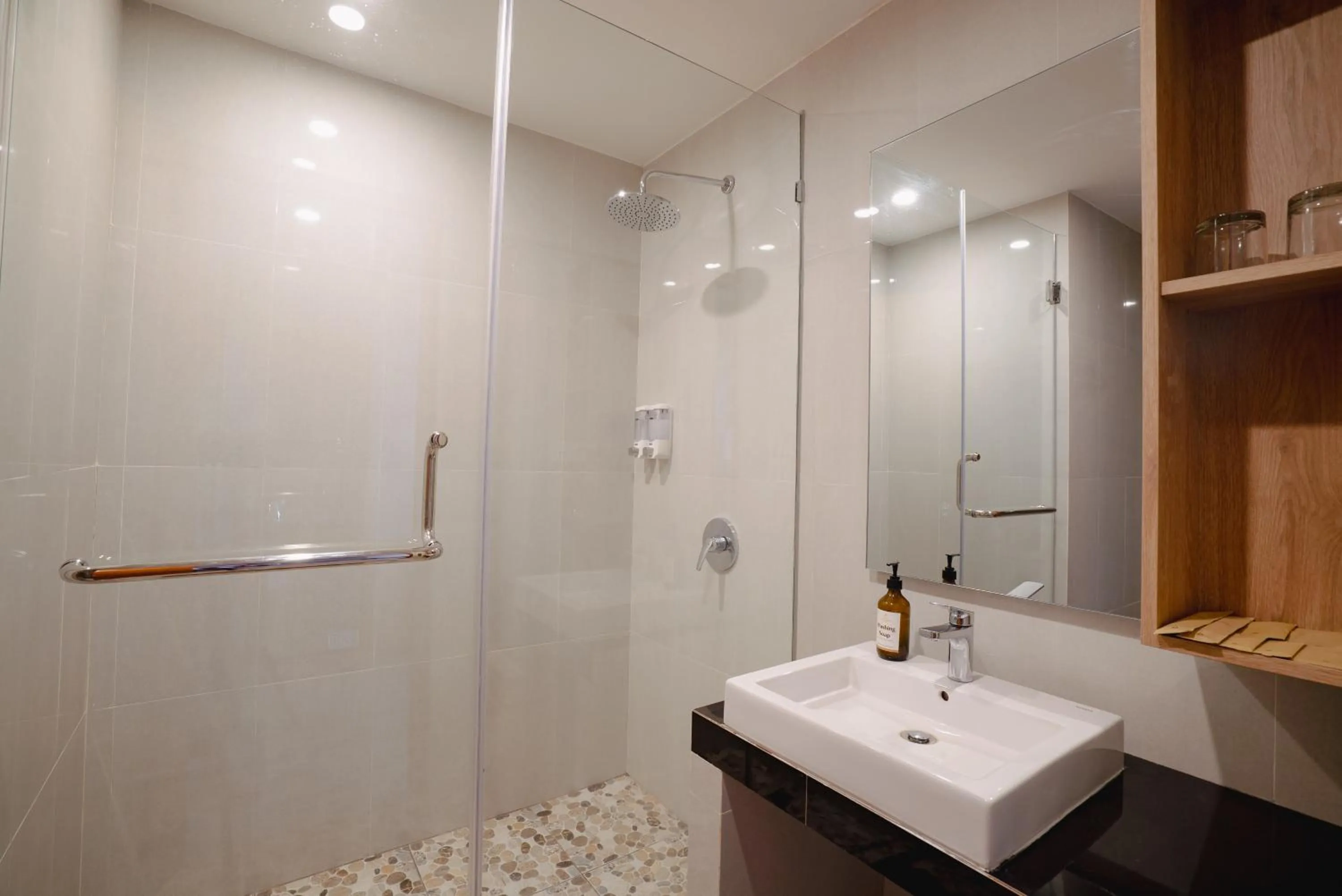 Shower in Royal Casa Ganesha