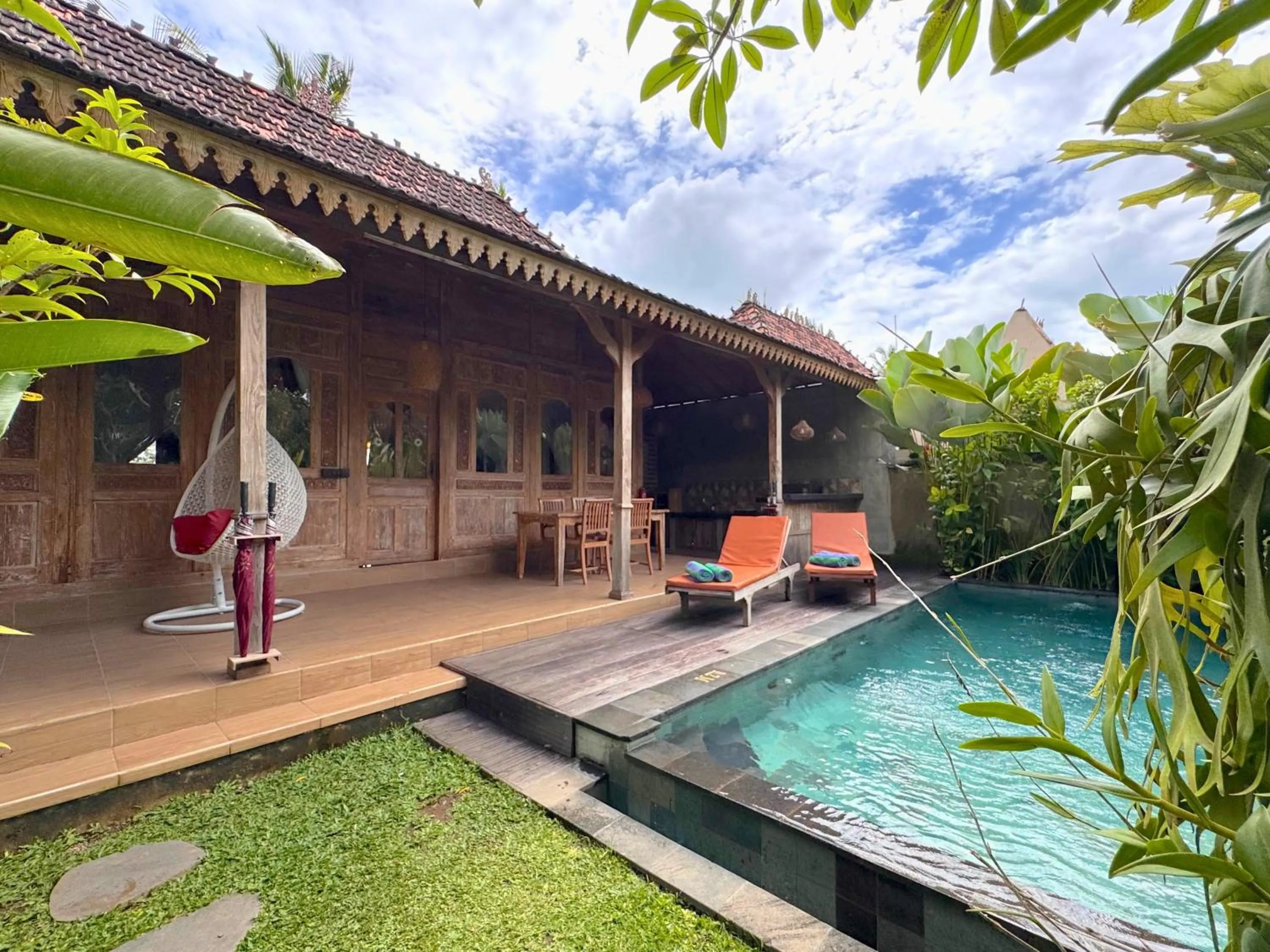 Pool view in Royal Casa Ganesha