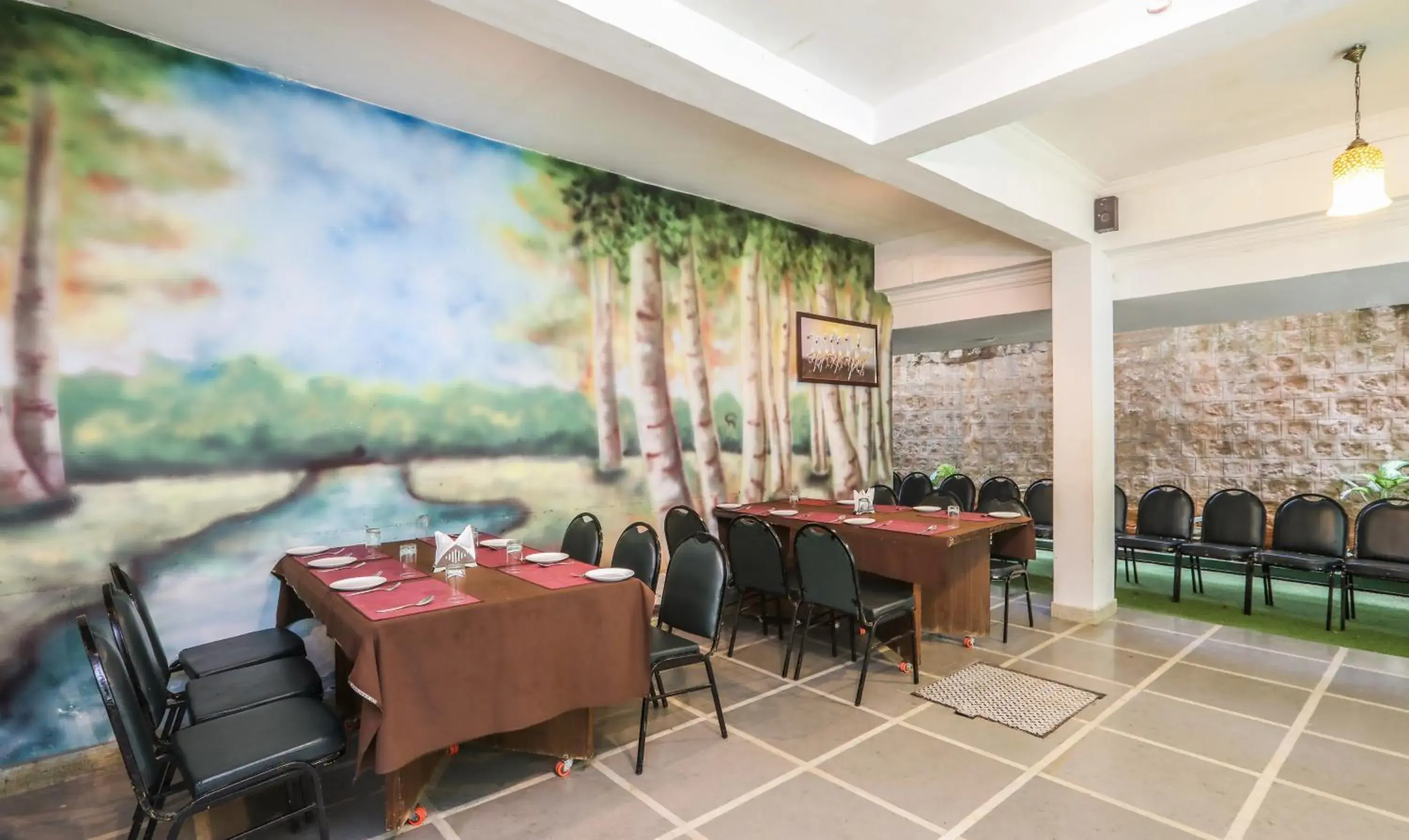 Restaurant/places to eat in Treebo Komfort Suites, 3 Km From Mysore Palace Restaurant/places to eat in Treebo Komfort Suites, 3 Km From Mysore Palace