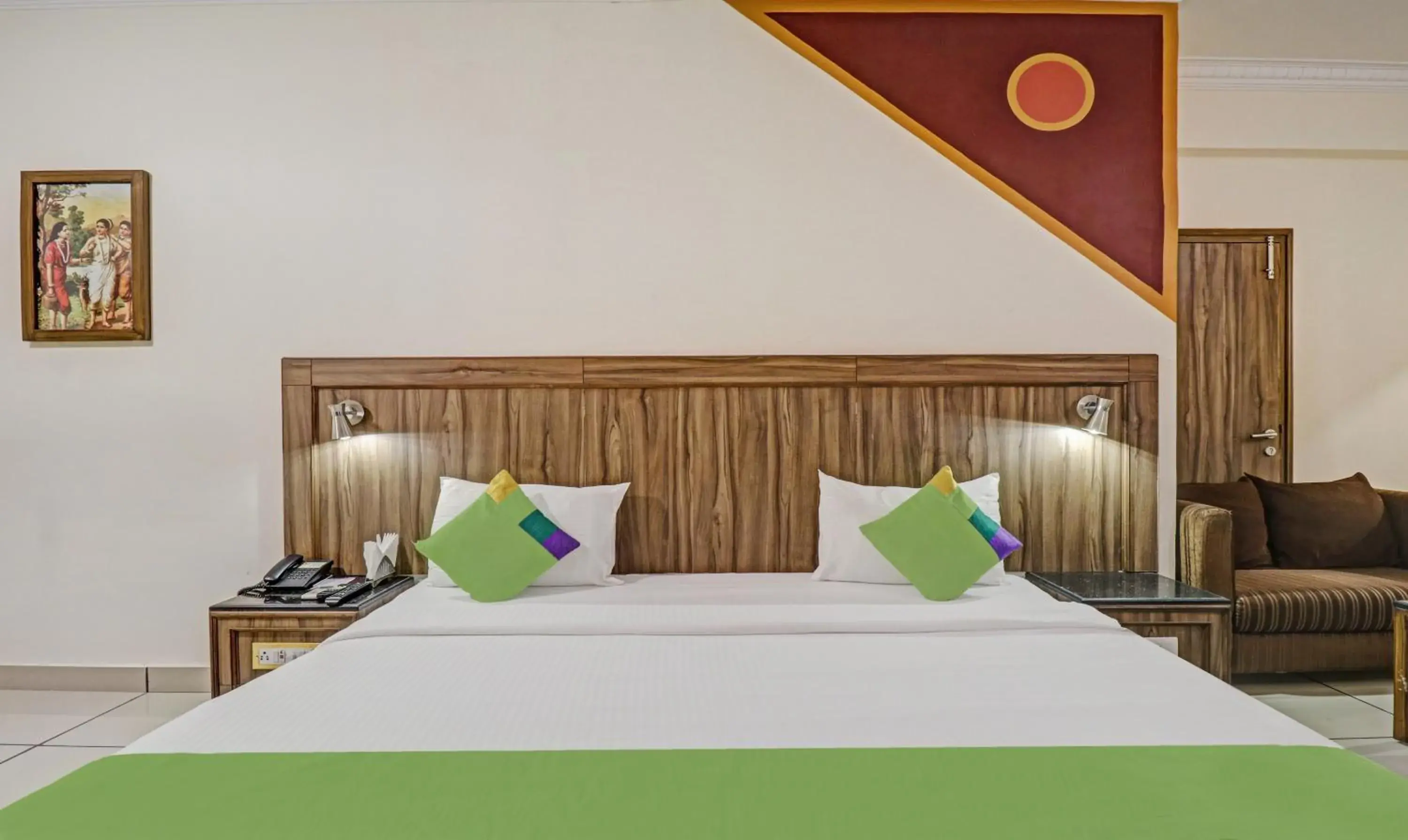 Bedroom, Bed in Treebo Komfort Suites, 3 Km From Mysore Palace Bedroom, Bed in Treebo Komfort Suites, 3 Km From Mysore Palace