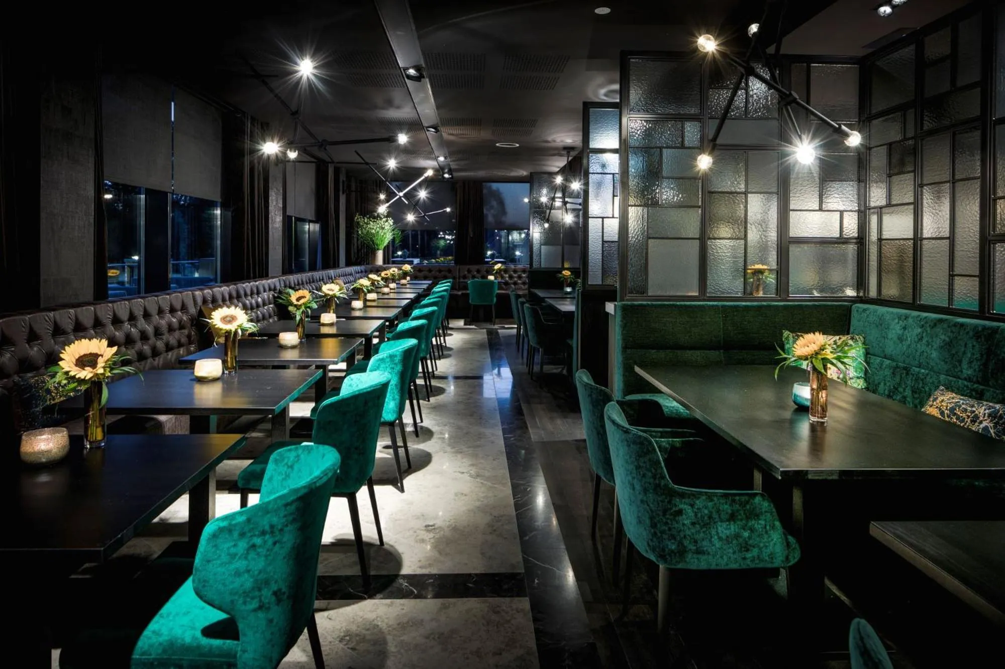 Lounge or bar in Van der Valk Hotel Enschede