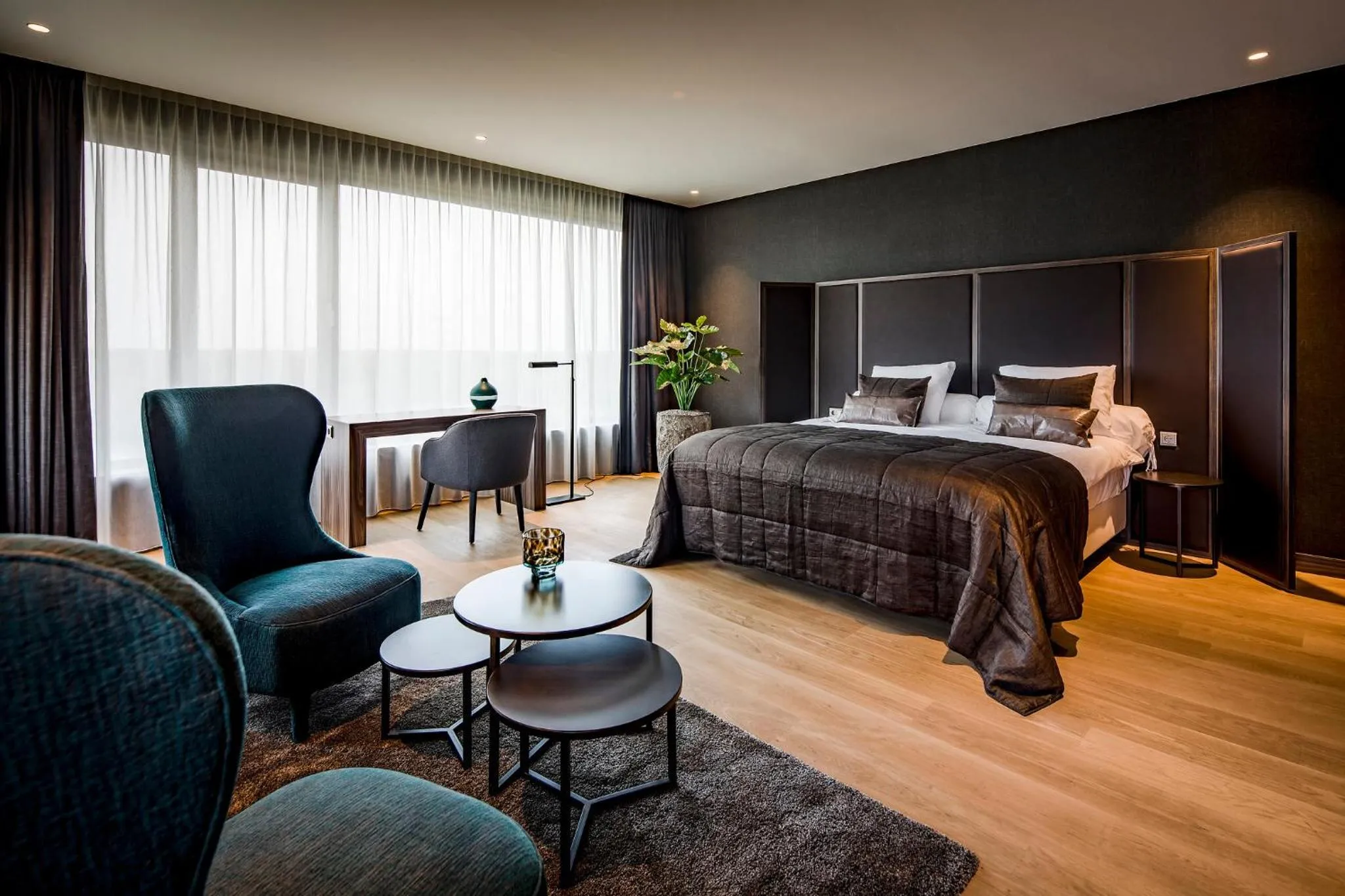 Photo of the whole room, Bed in Van der Valk Hotel Enschede