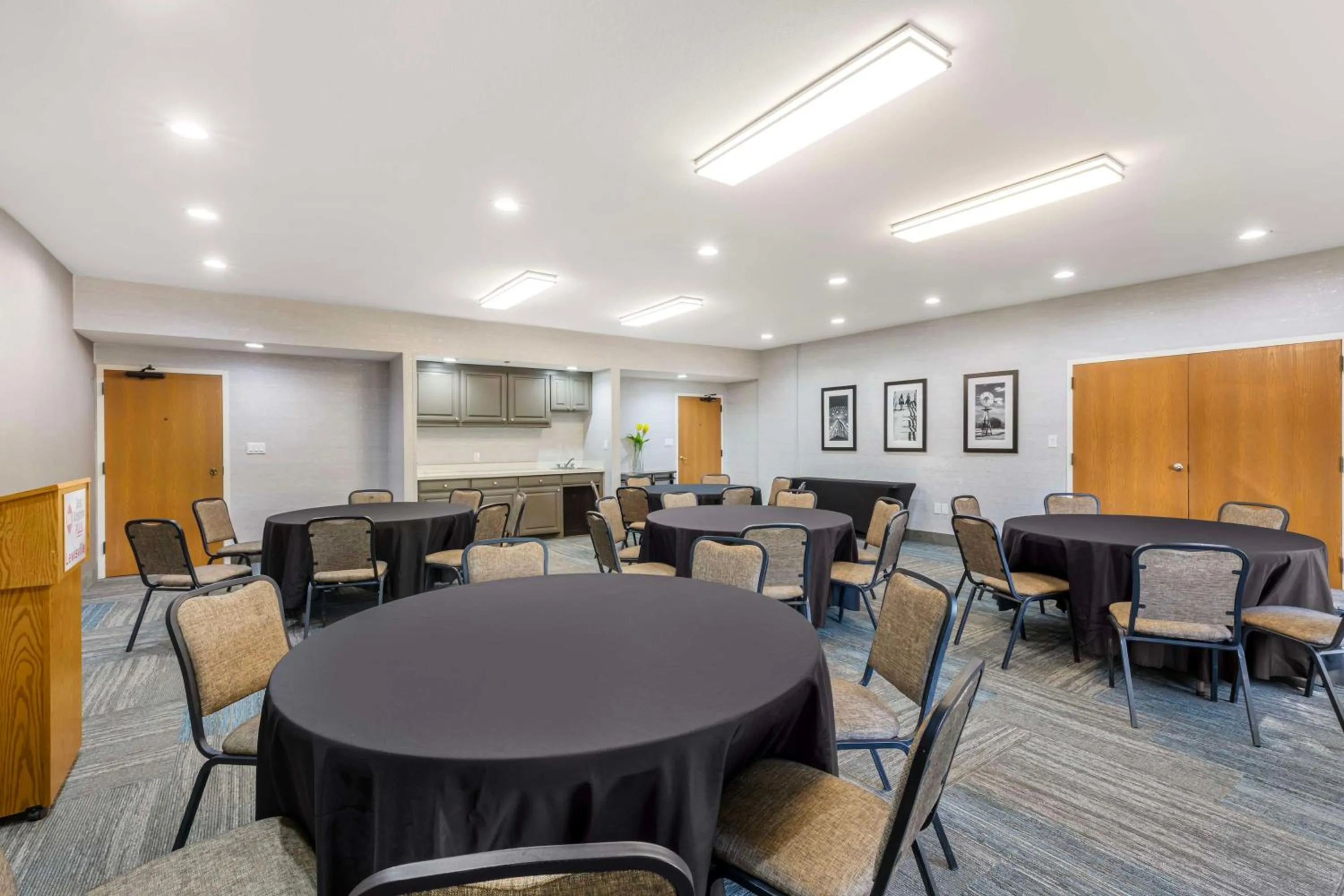 Meeting/conference room in Best Western Plus Lewisville Flower Mound