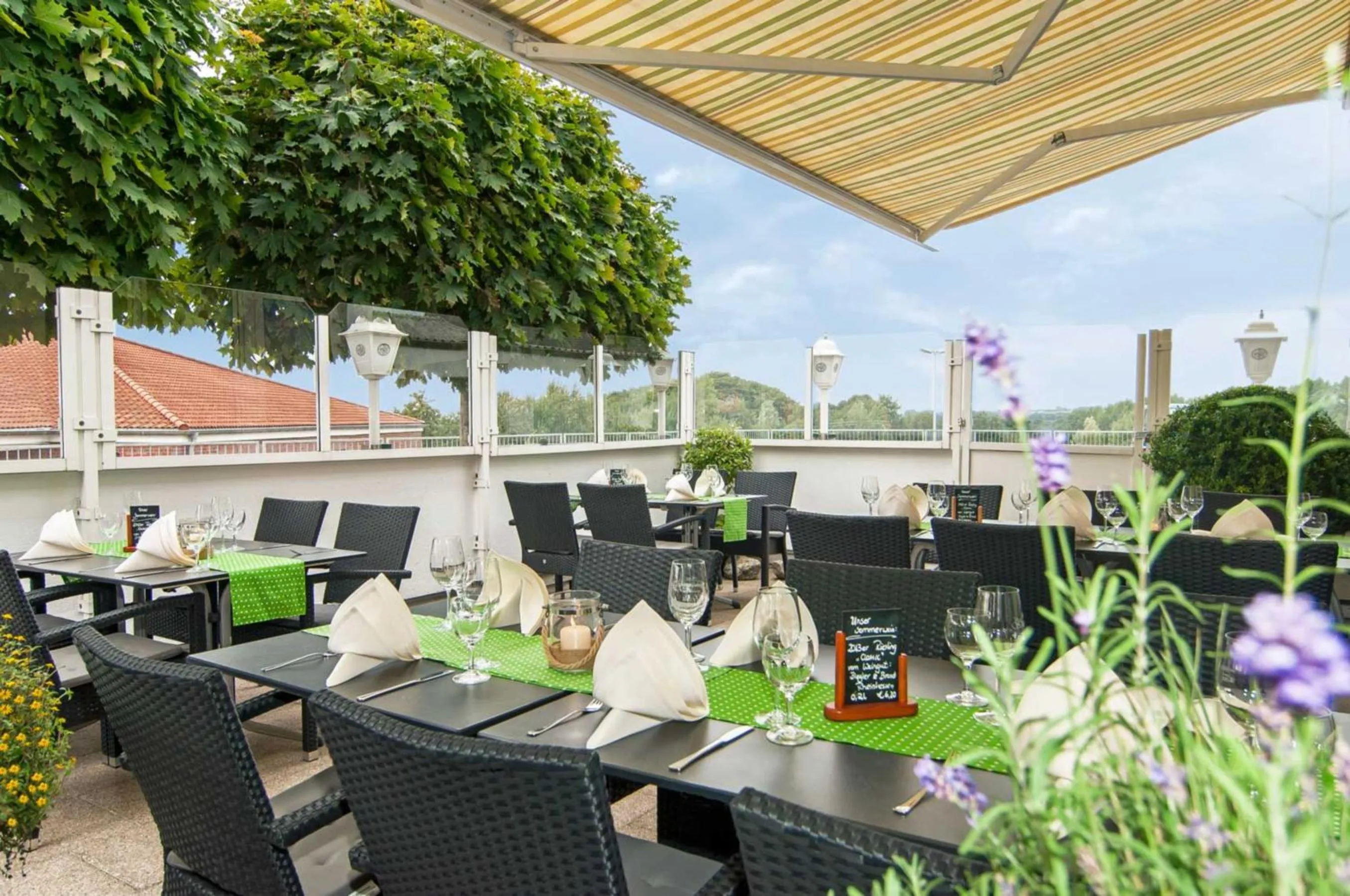 Restaurant/places to eat in Hotel Schützenburg