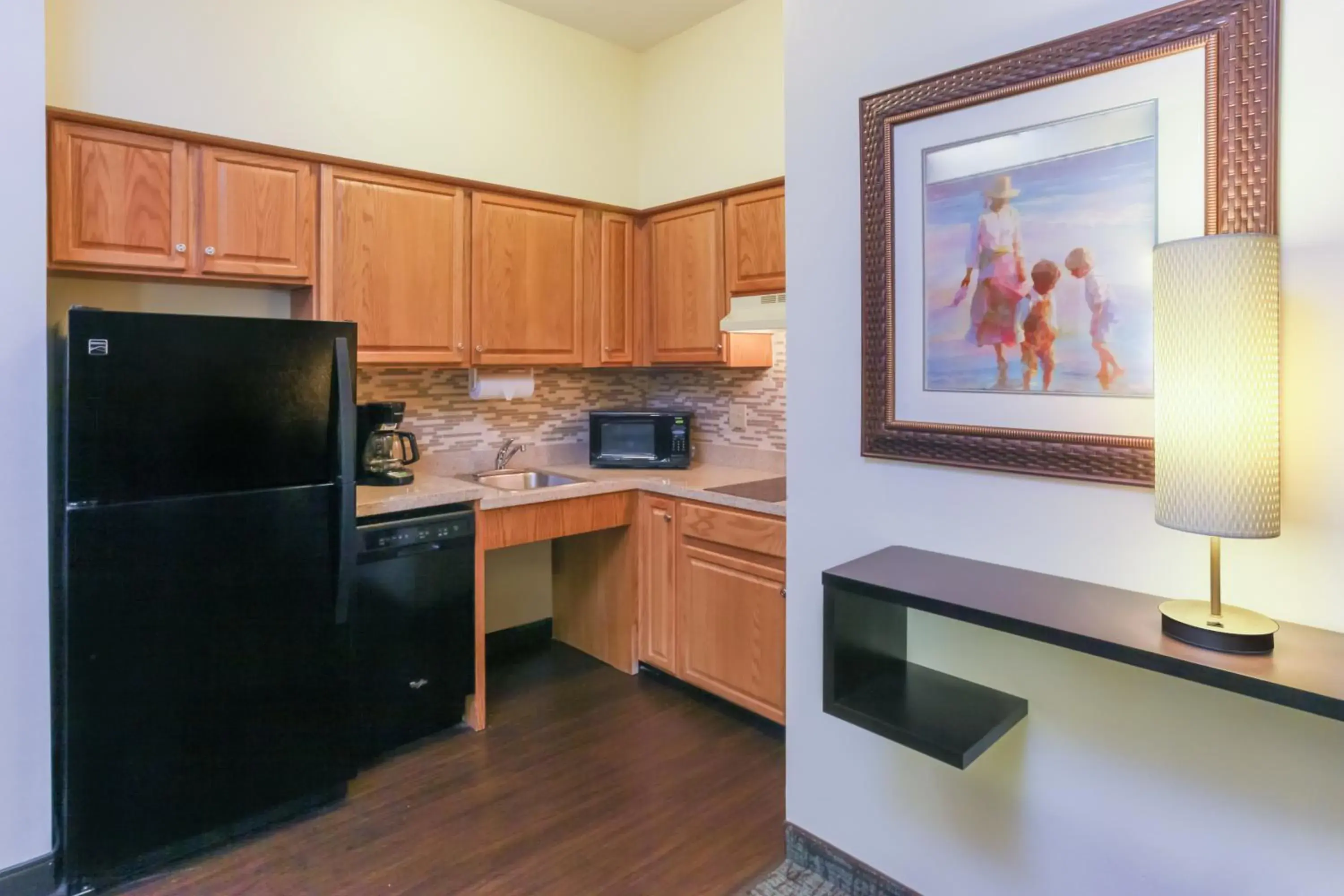 Kitchen or kitchenette, Kitchen/Kitchenette in Staybridge Suites Naples - Gulf Coast, an IHG Hotel