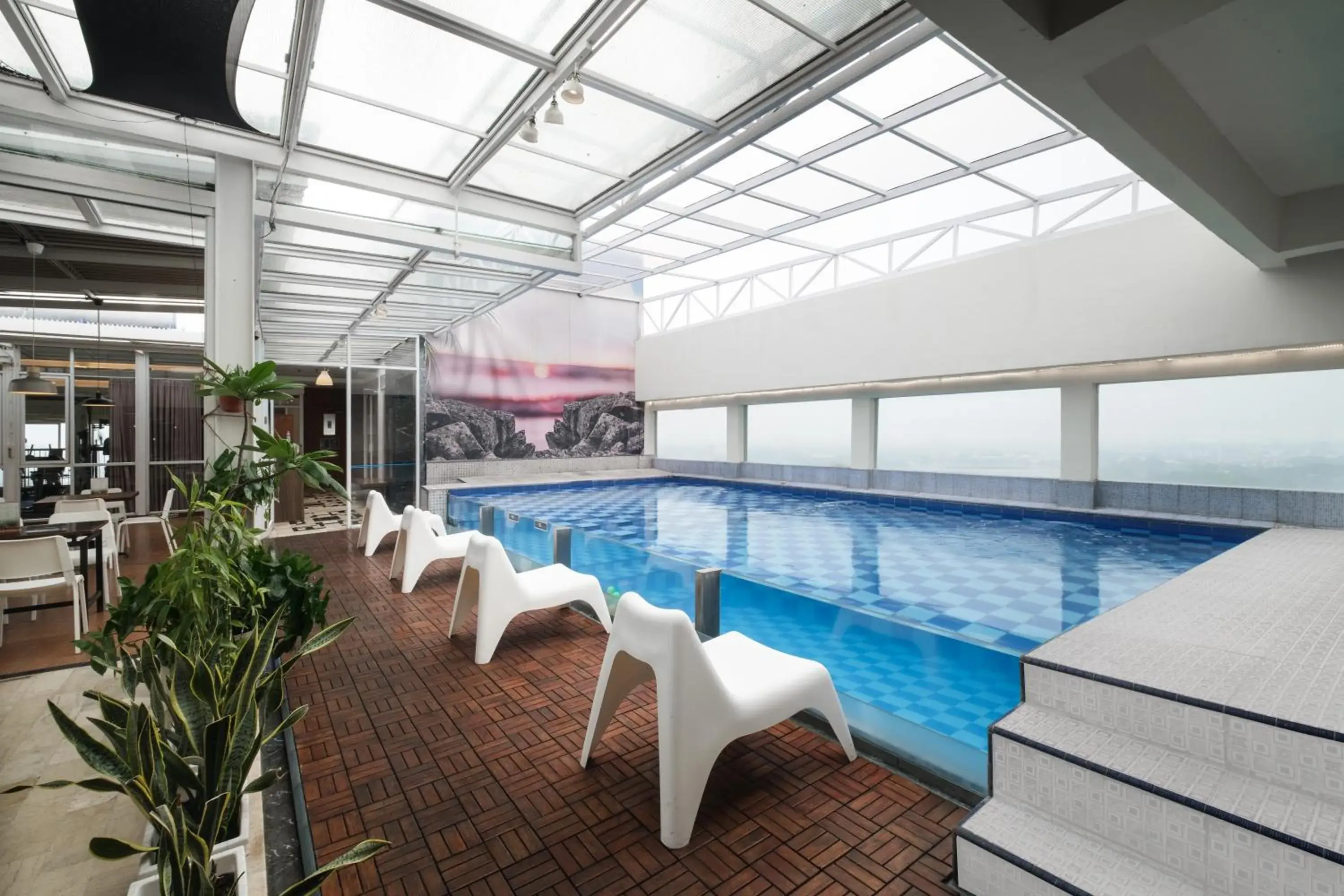 Swimming pool in Grand Tebu Hotel Swimming pool in Grand Tebu Hotel