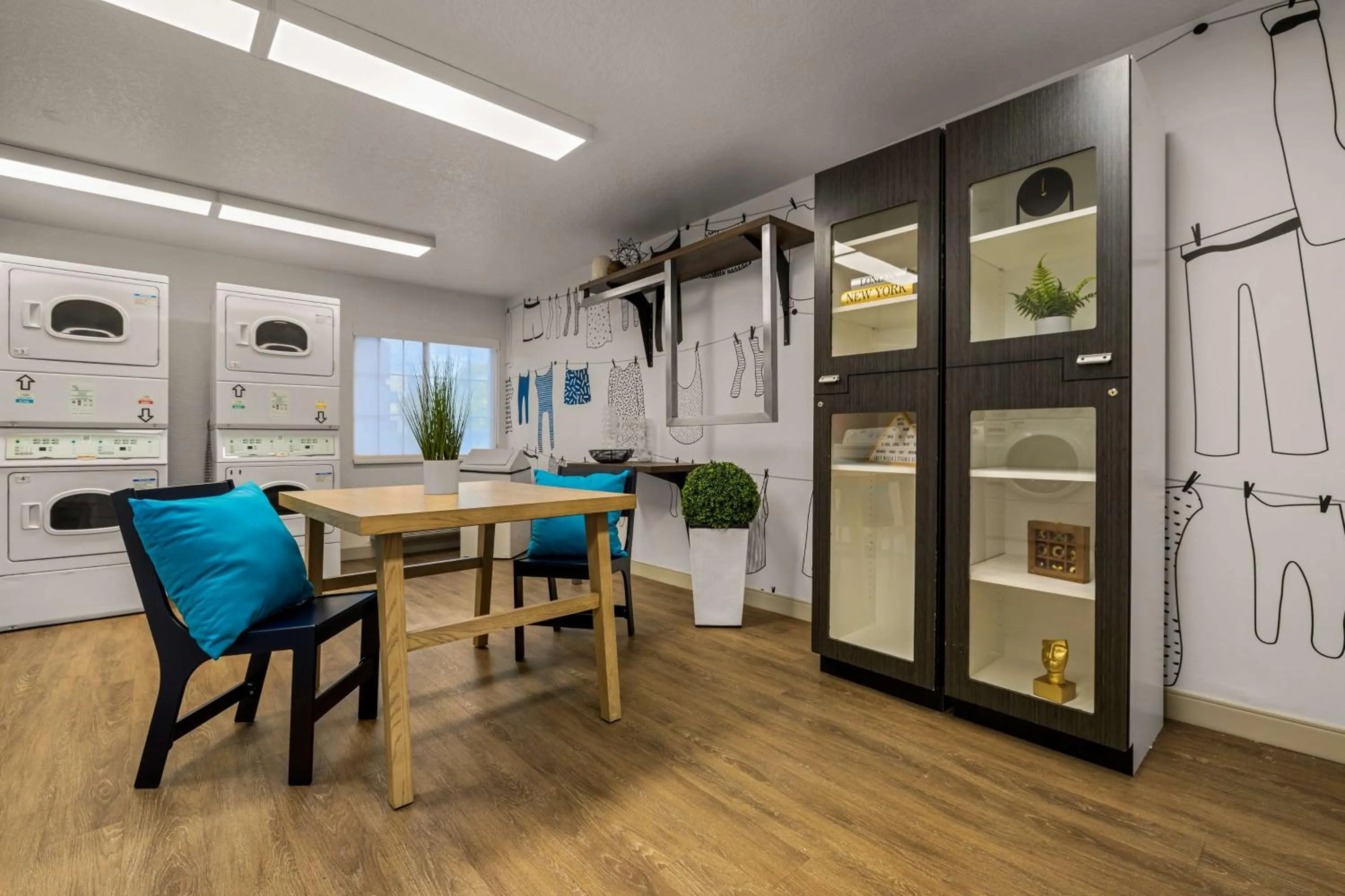 laundry in Sonesta Simply Suites Irvine East Foothill