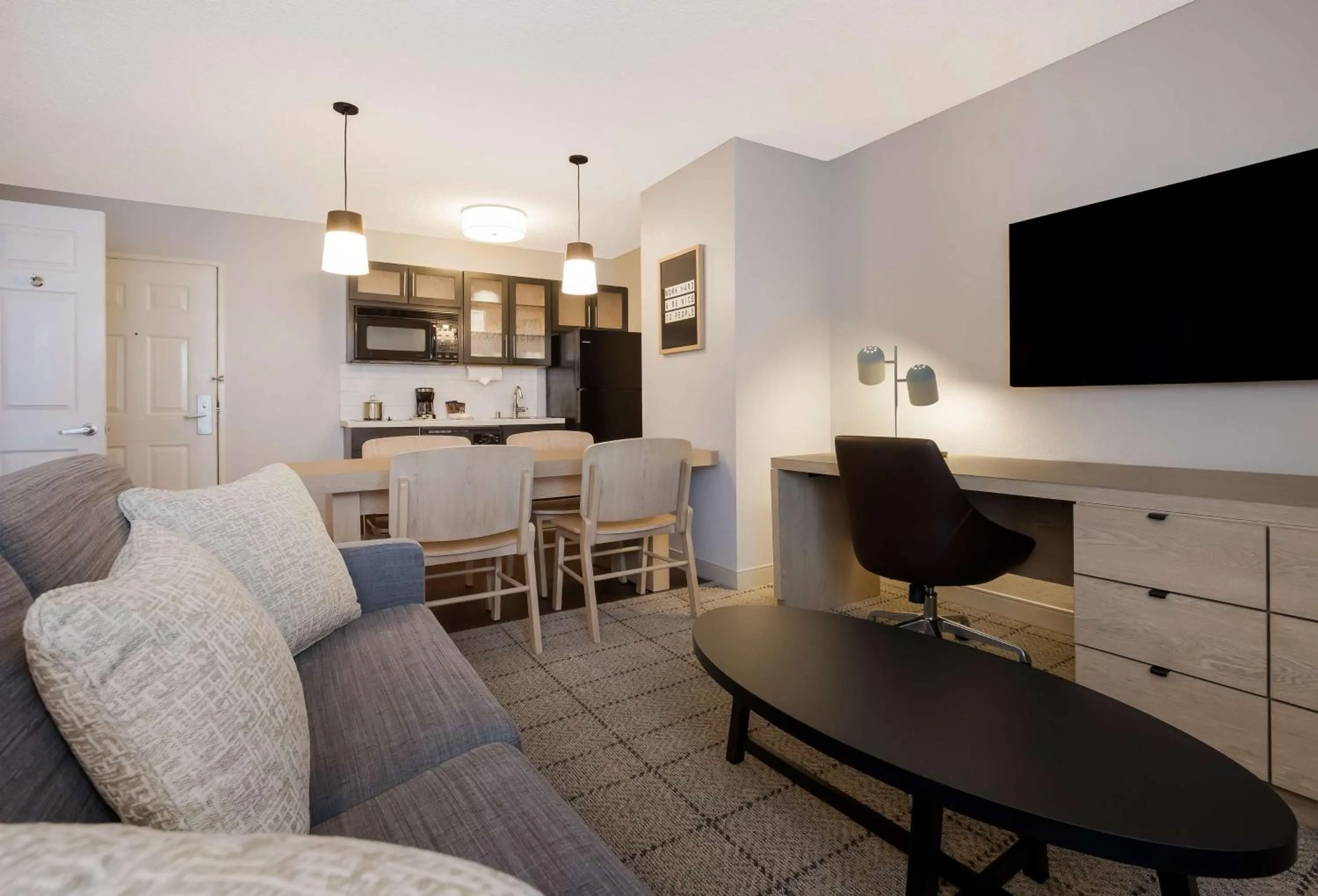 Photo of the whole room in Sonesta Simply Suites Irvine East Foothill