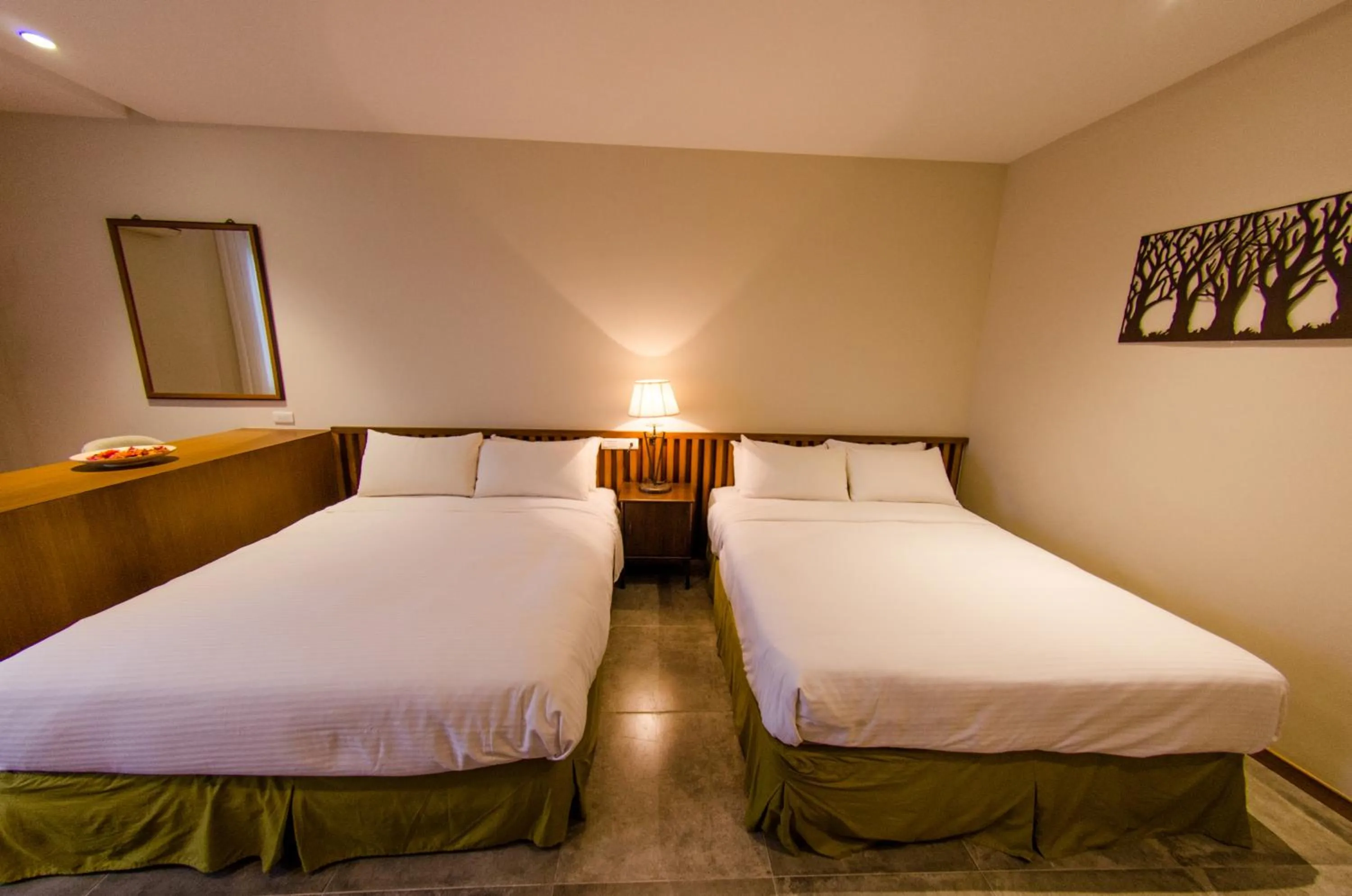 Photo of the whole room, Bed in Palm Tree Hotel Kenting