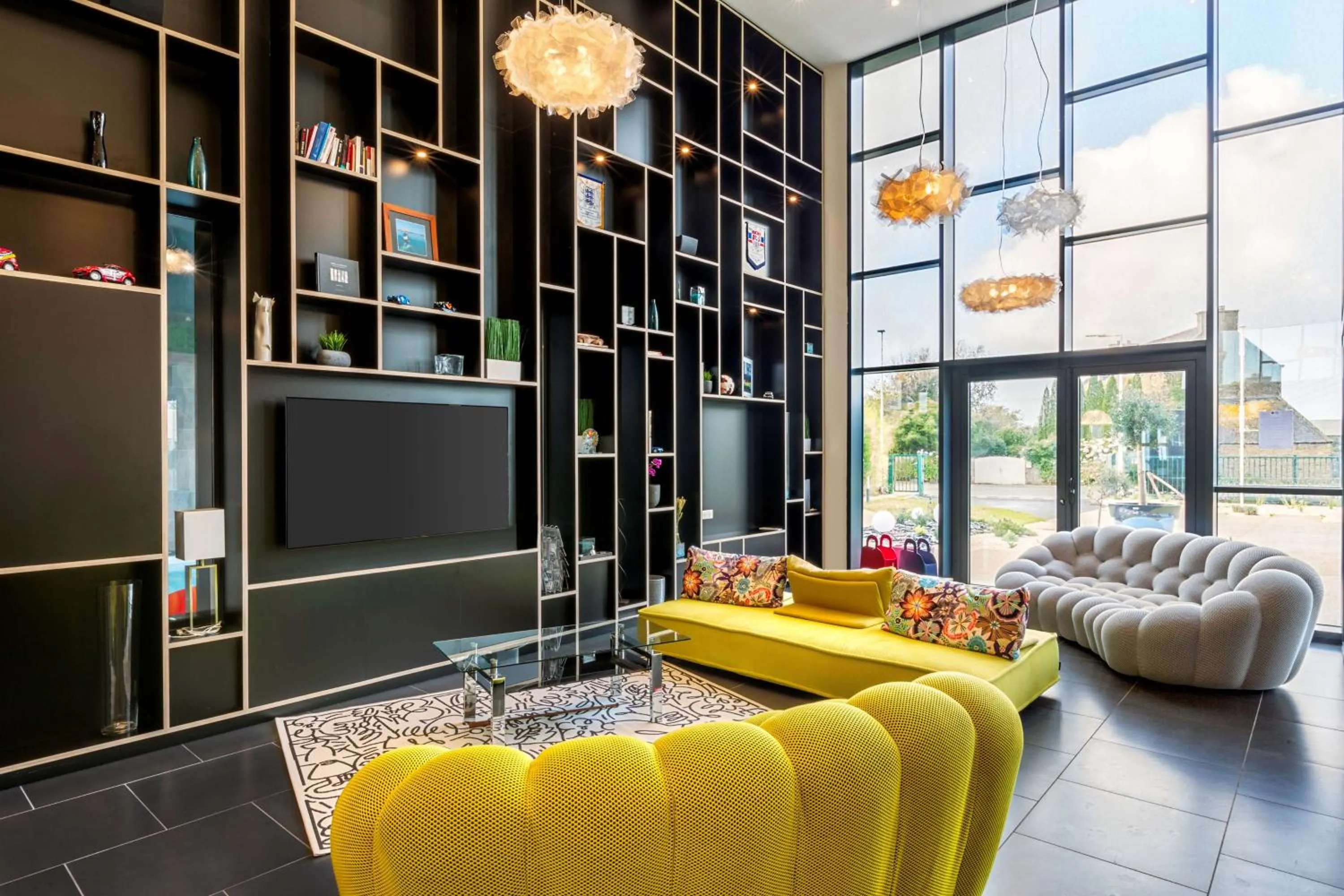 Lobby or reception in Best Western Plus Europe Hôtel Brest