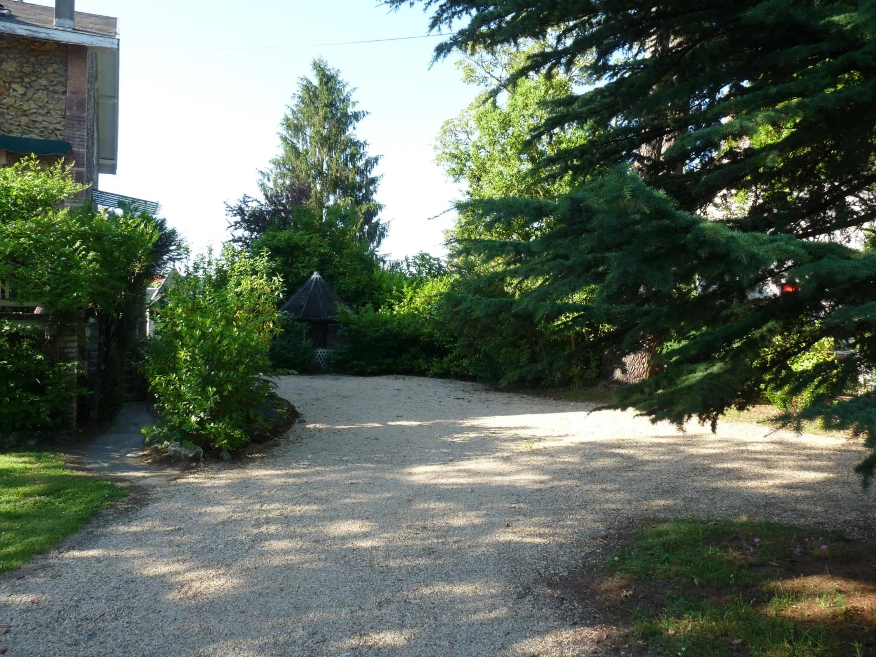 Property building in Le point d'orgue