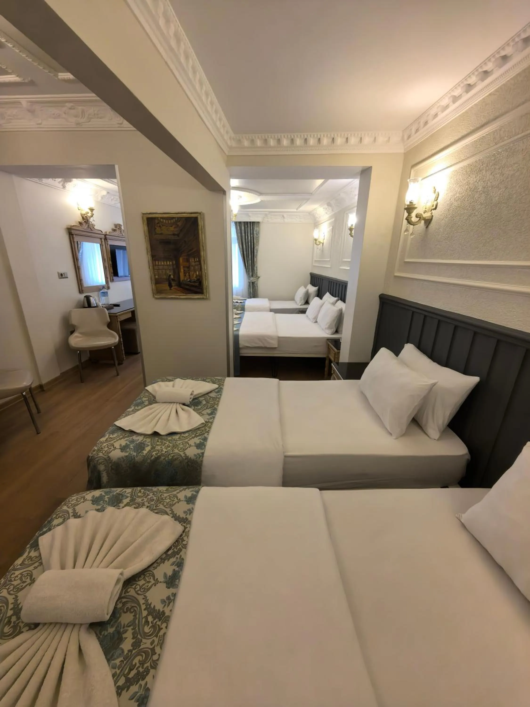 Bed in Apple Tree Hotel