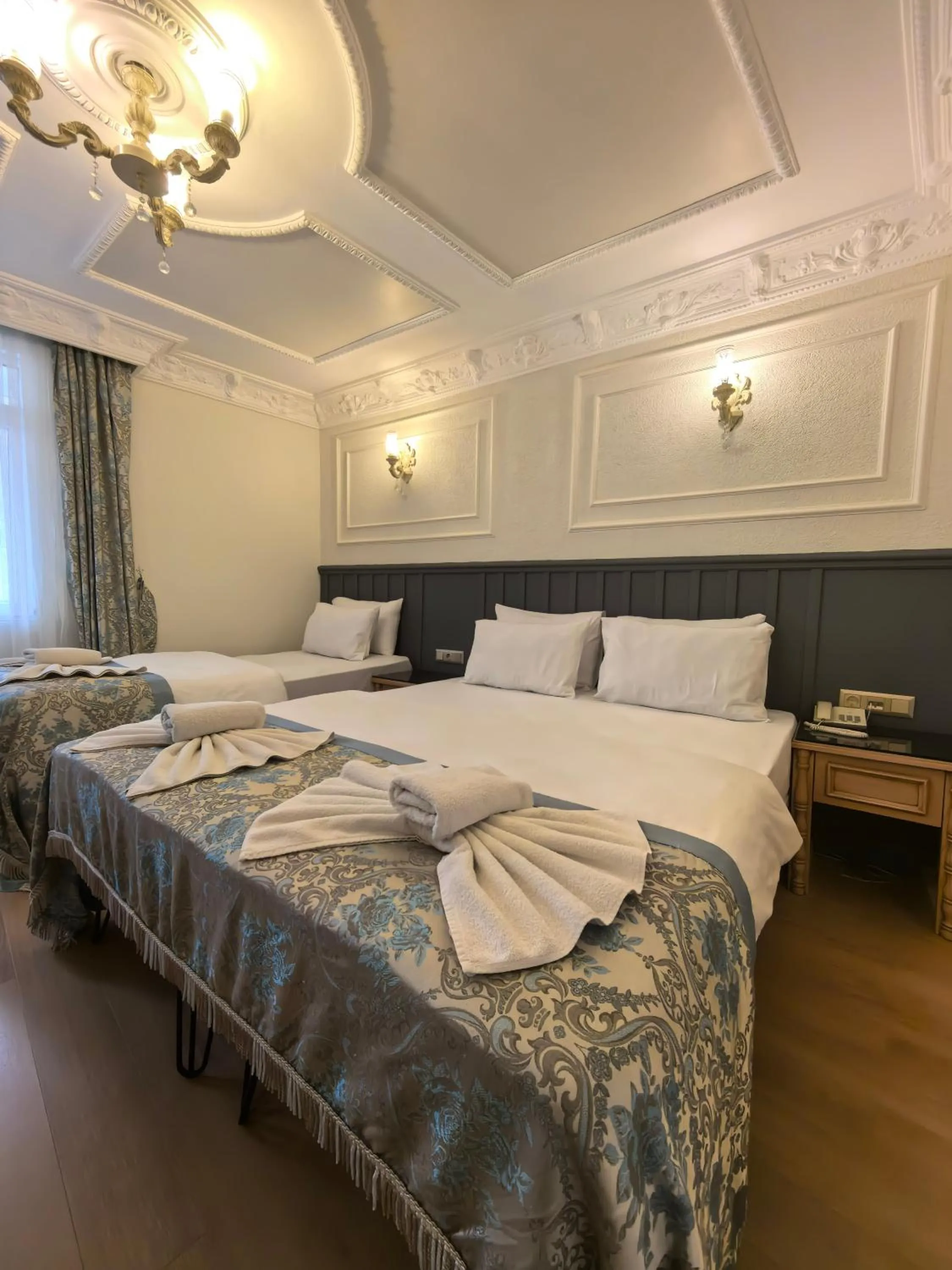 Bed in Apple Tree Hotel