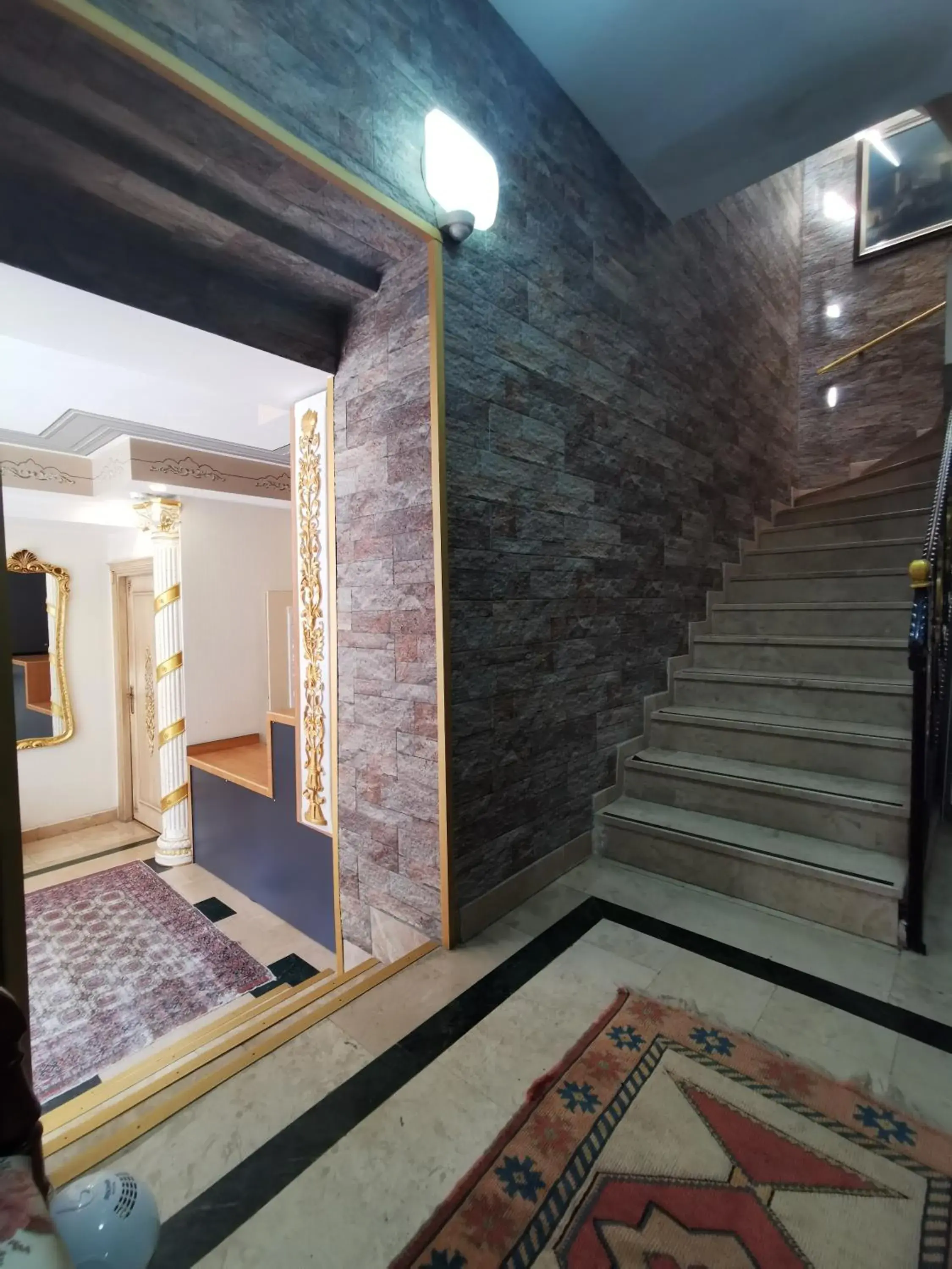 Facade/entrance in Apple Tree Hotel Facade/entrance in Apple Tree Hotel