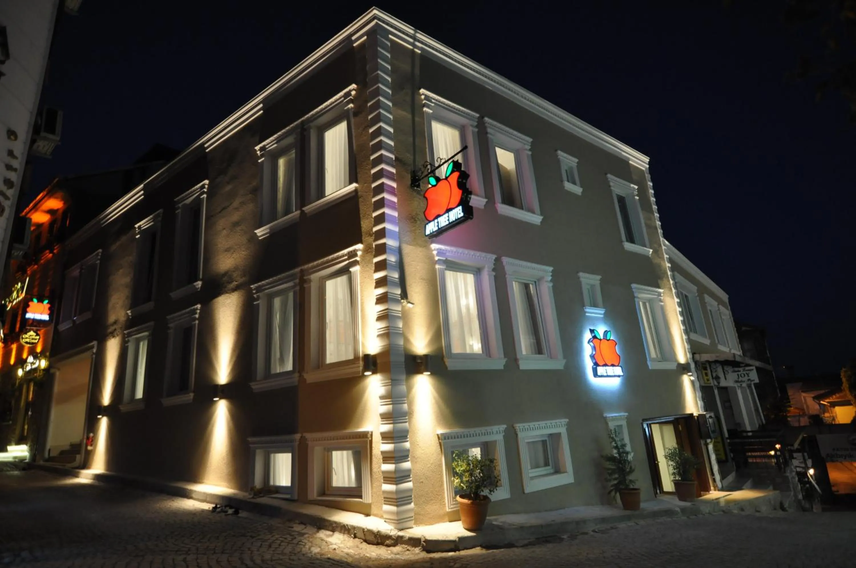 Property building in Apple Tree Hotel