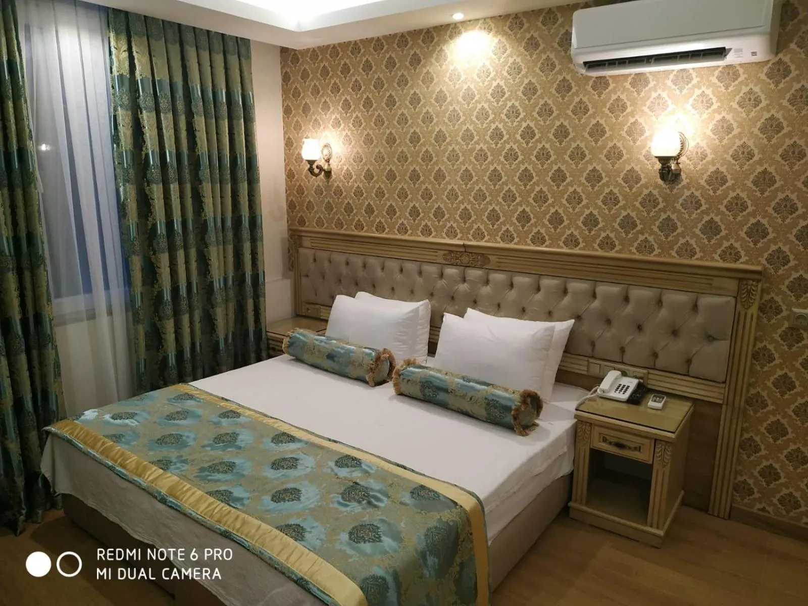 Bed in Apple Tree Hotel