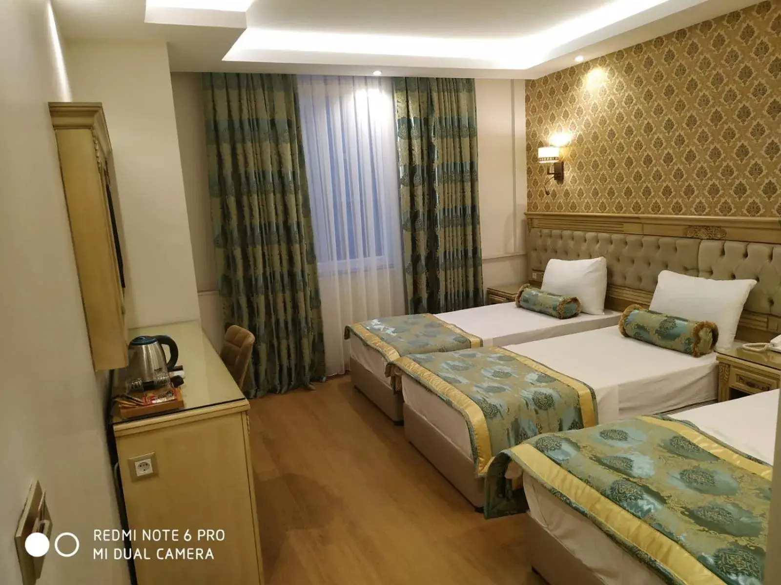 Bed in Apple Tree Hotel Bed in Apple Tree Hotel