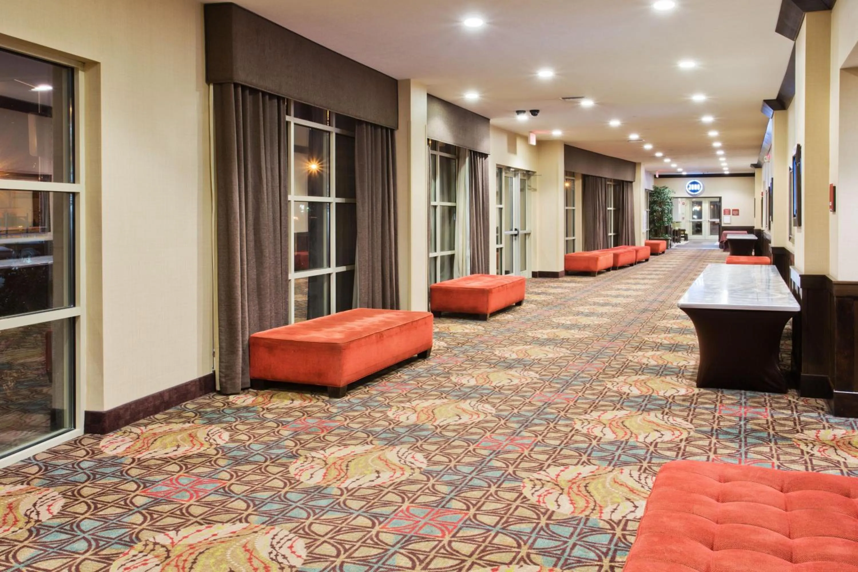 Meeting/conference room in Crowne Plaza Anchorage-Midtown by IHG