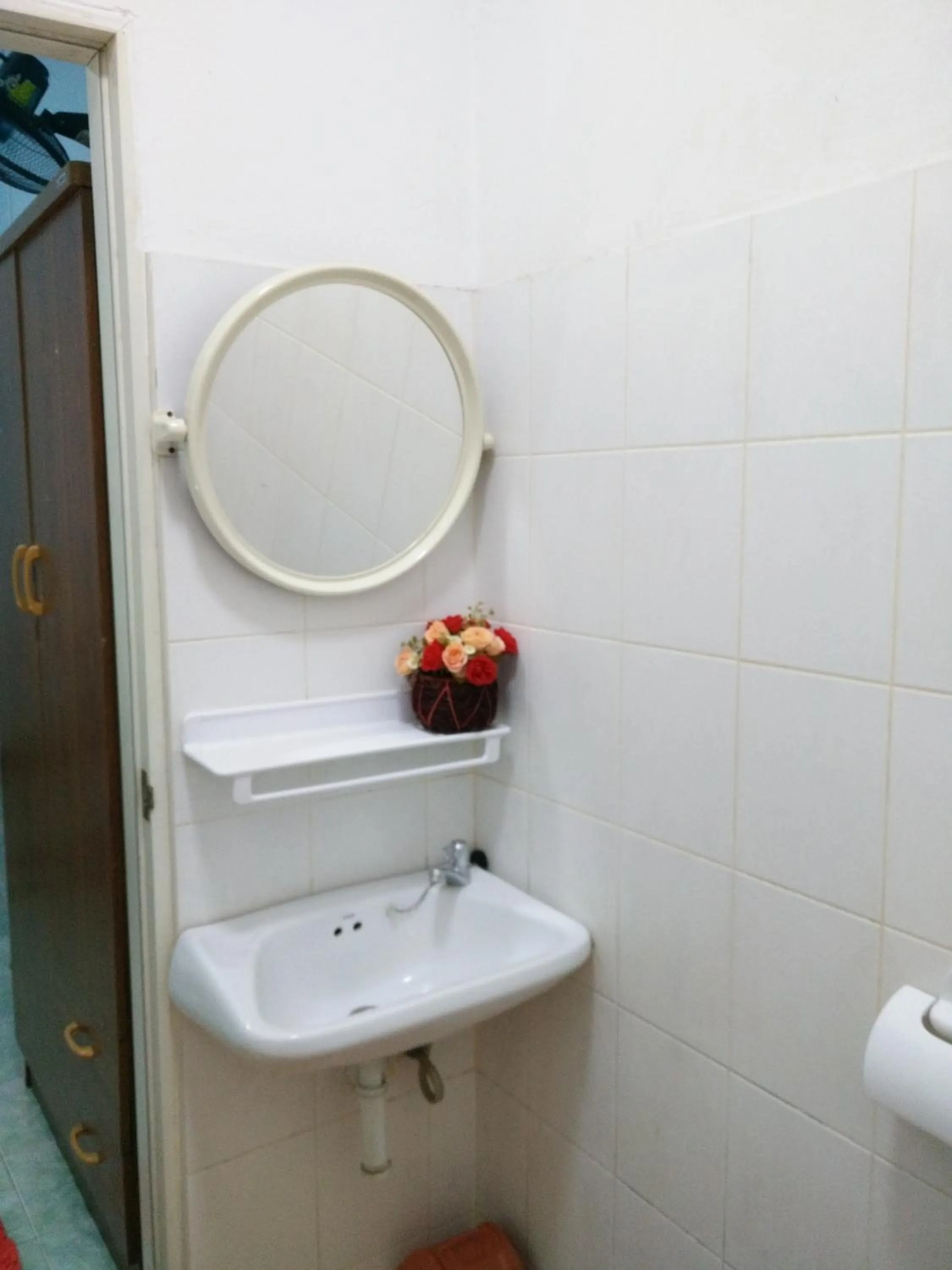 Bathroom in Nara House