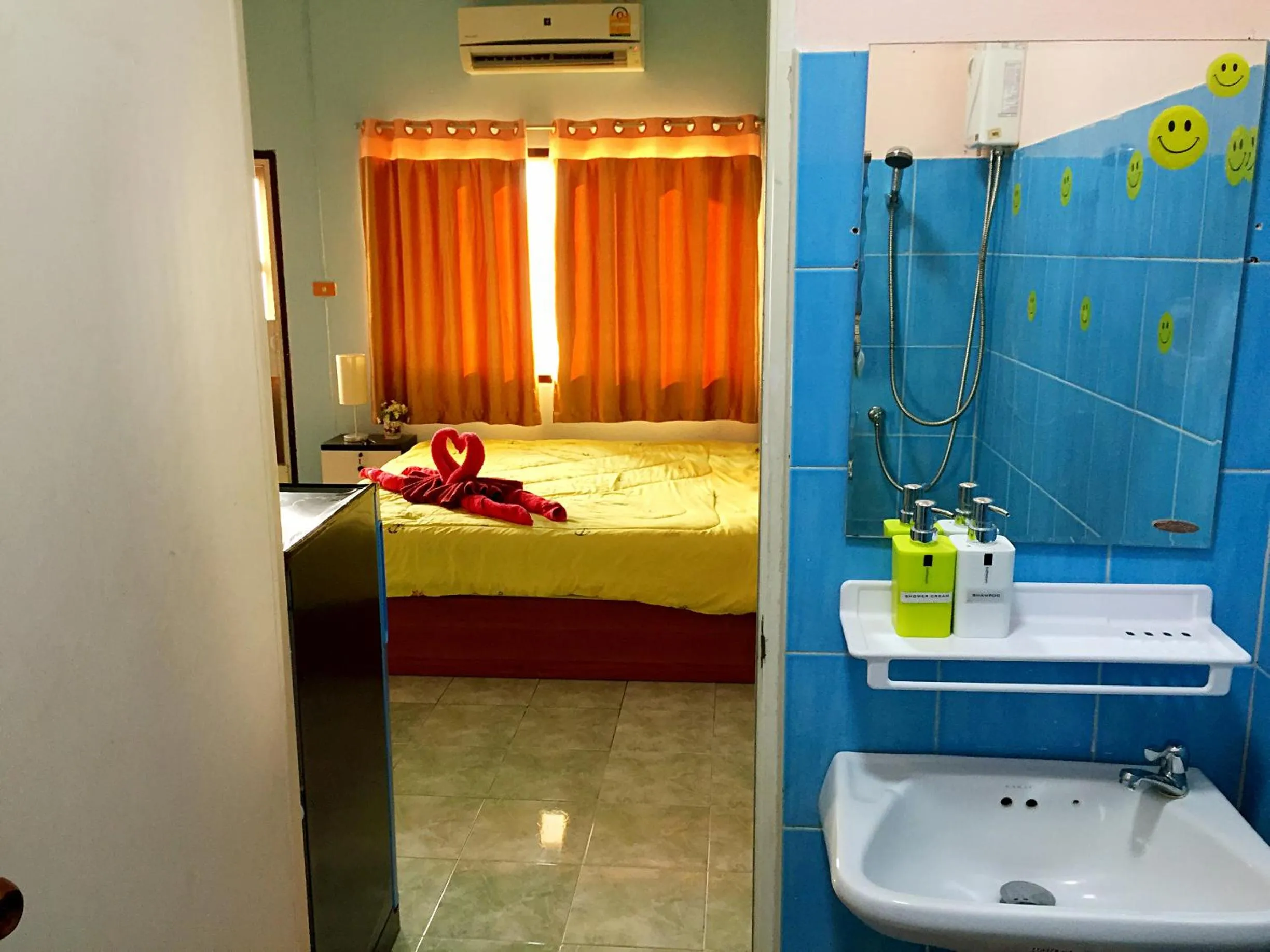 Bathroom, Bed in Nara House