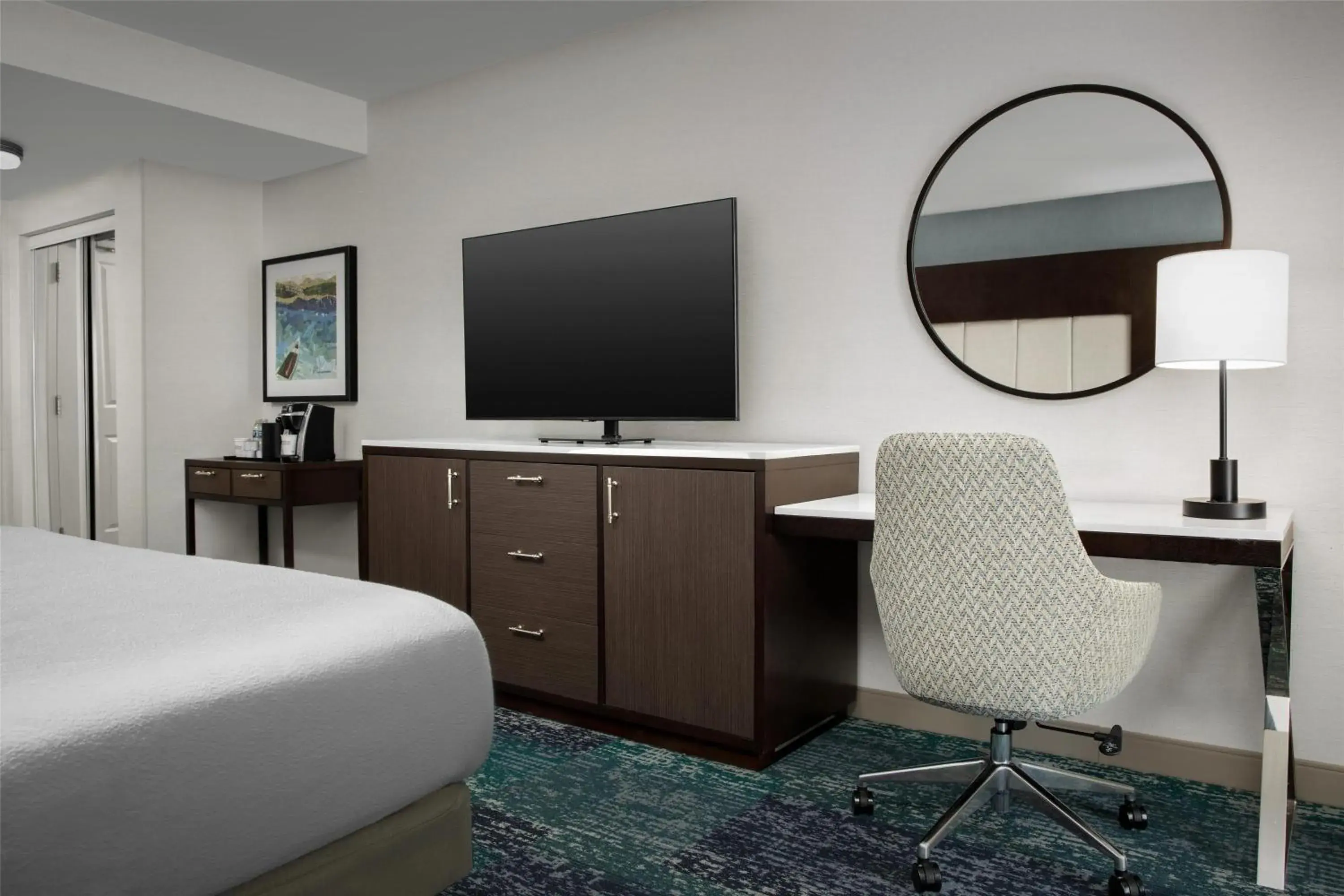 Bedroom, Bed in Hilton Garden Inn Portsmouth Downtown Bedroom, Bed in Hilton Garden Inn Portsmouth Downtown