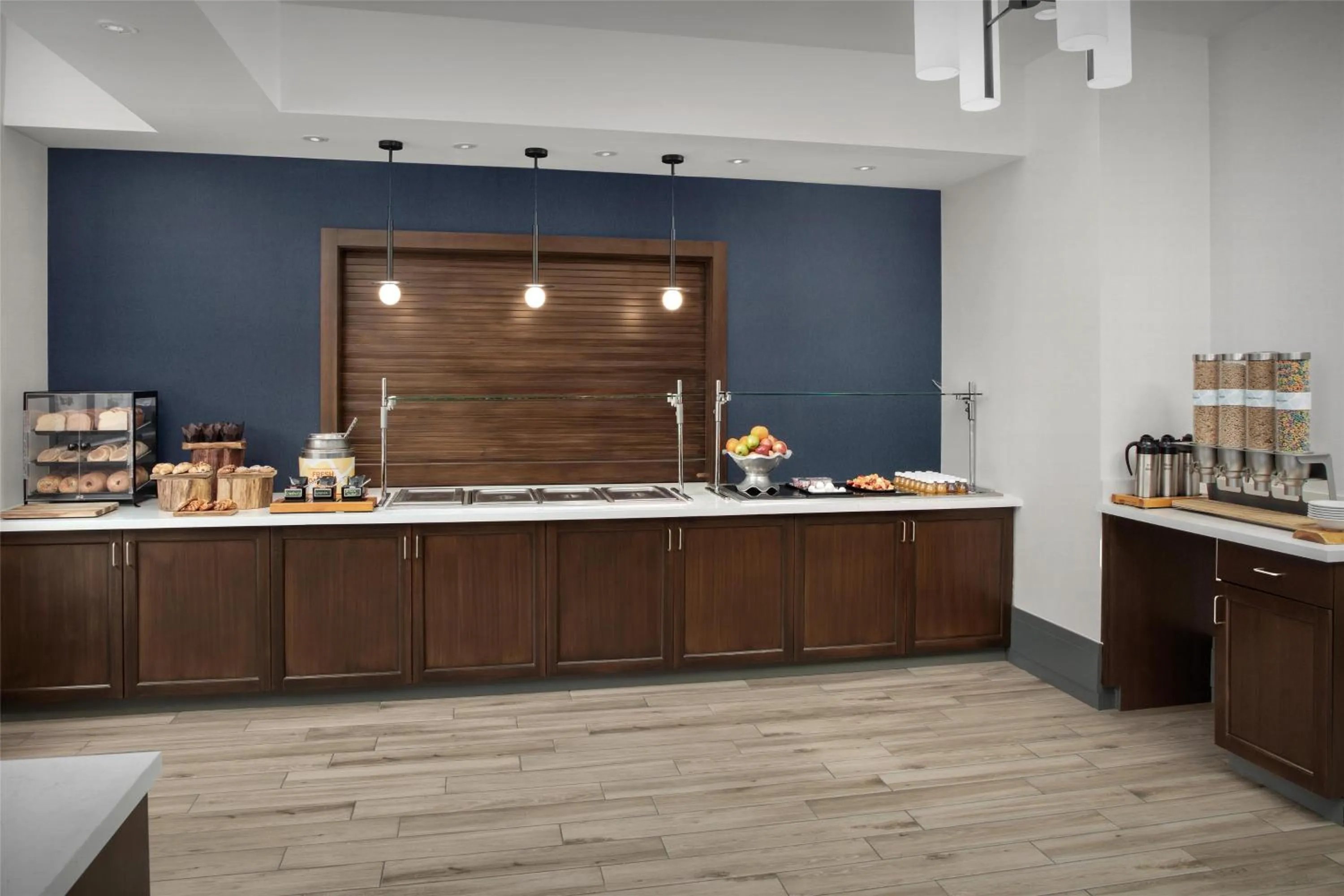 Breakfast in Hilton Garden Inn Portsmouth Downtown