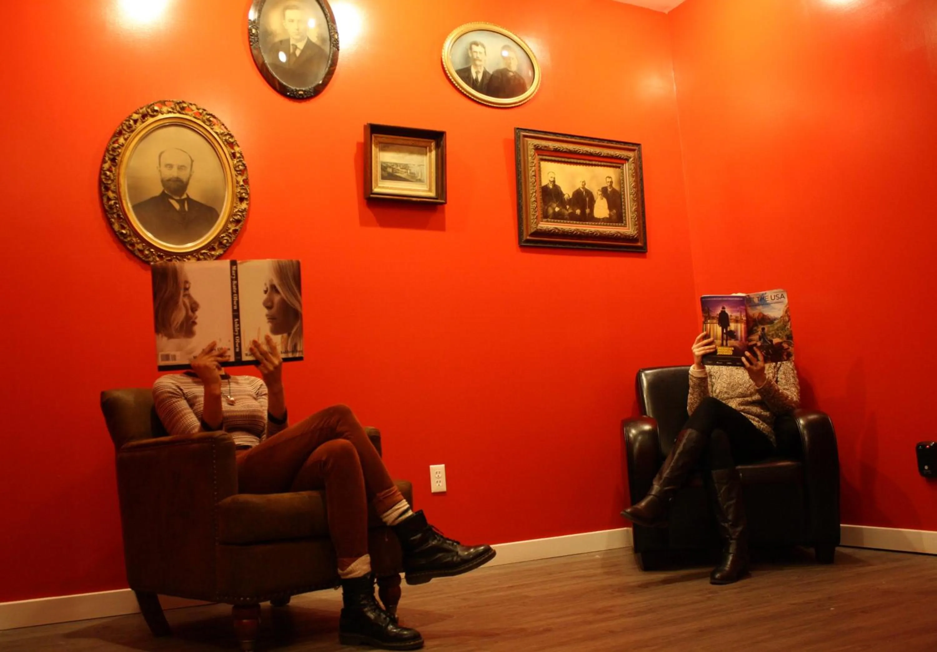 Library in Apple Hostels of Philadelphia