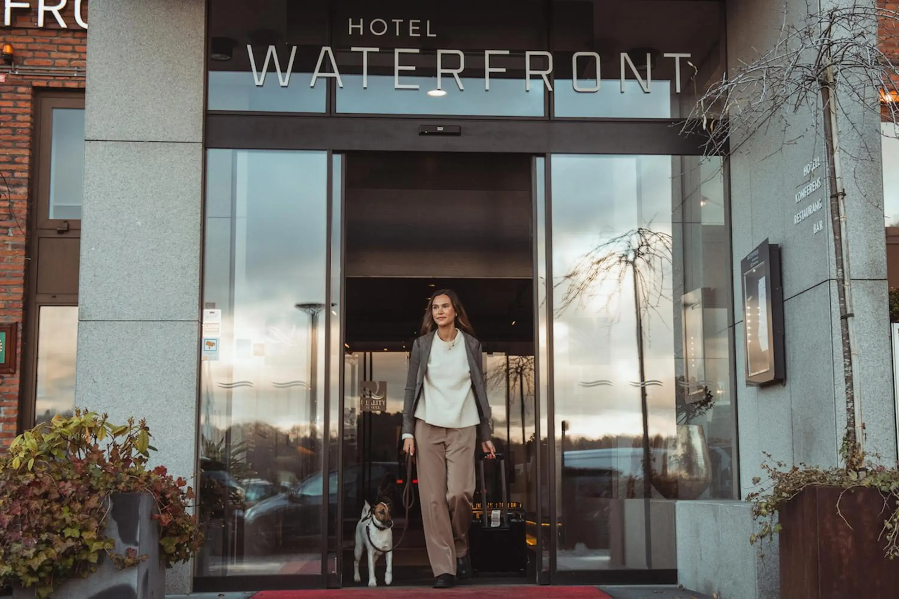 Facade/entrance in Quality Hotel Waterfront Facade/entrance in Quality Hotel Waterfront