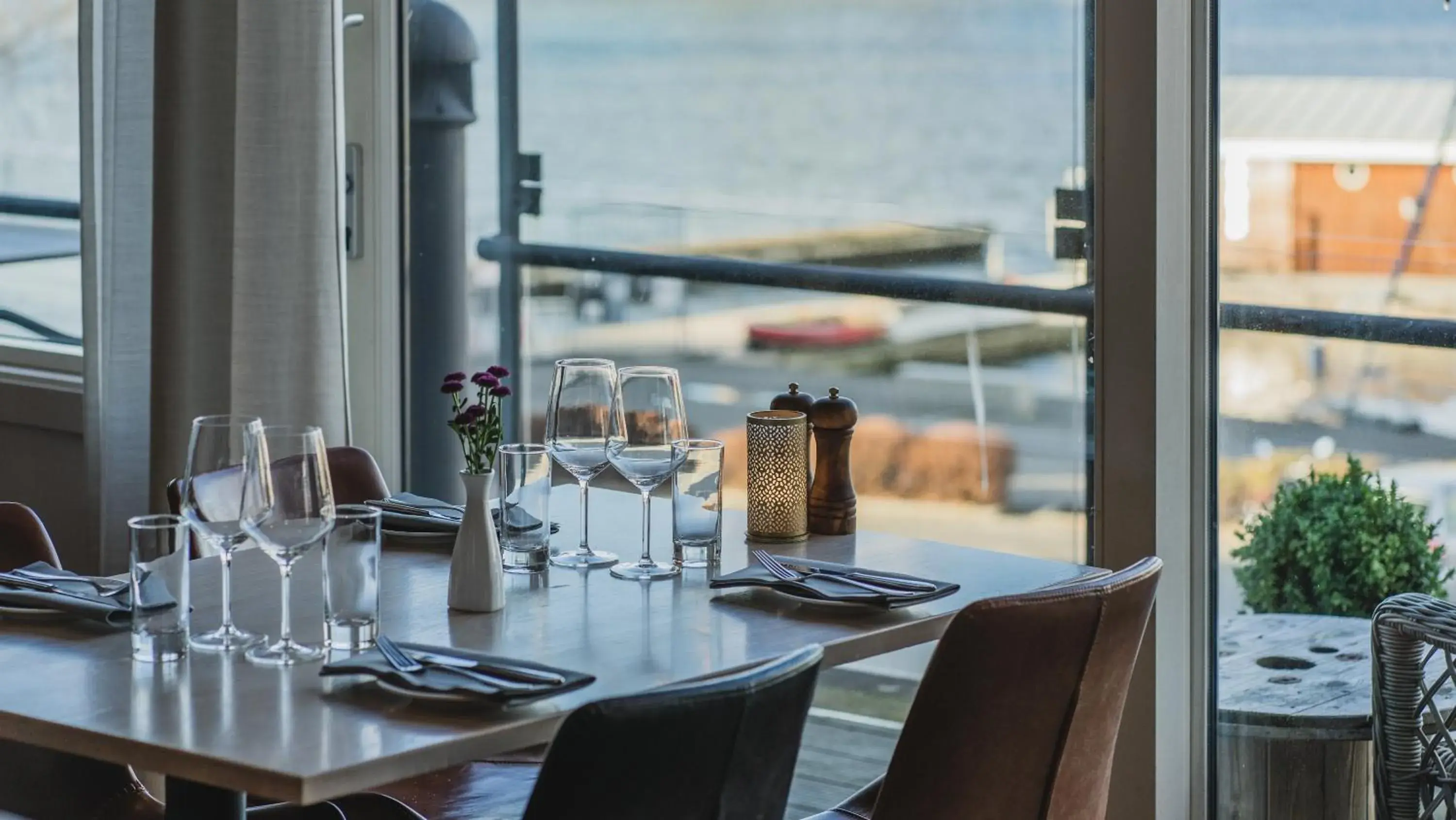 Restaurant/places to eat in Quality Hotel Waterfront Restaurant/places to eat in Quality Hotel Waterfront