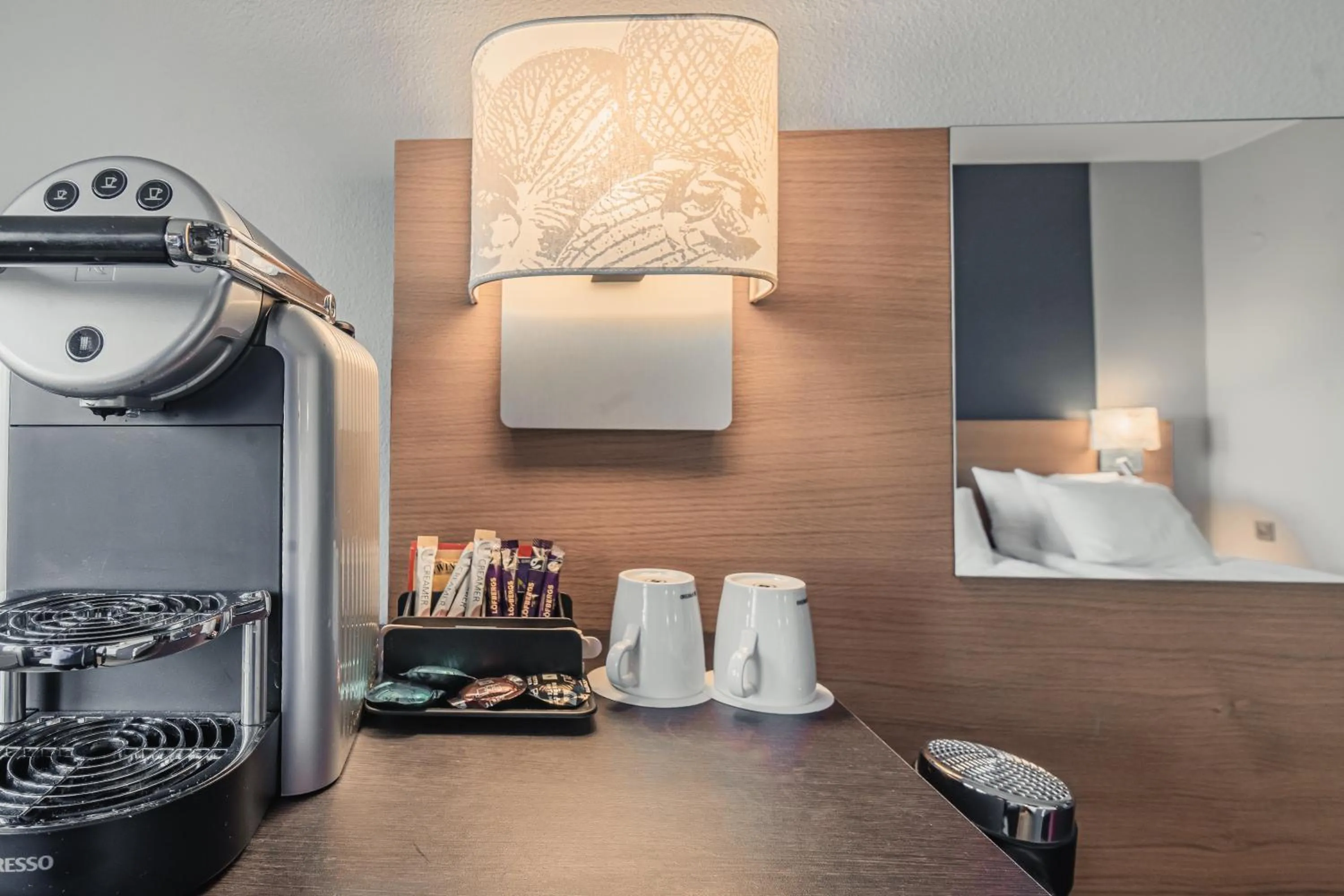 Coffee/tea facilities in Quality Hotel Waterfront