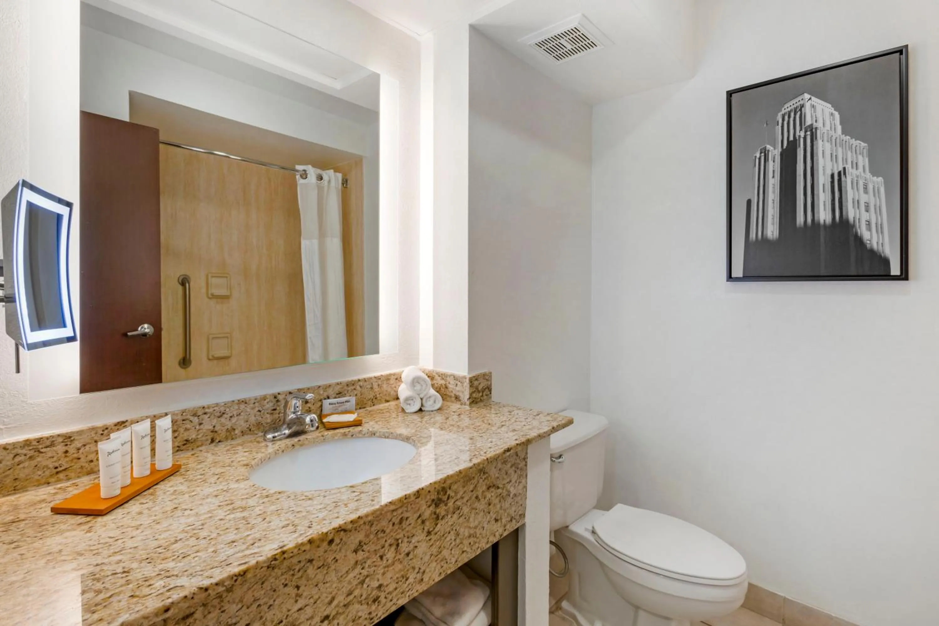 Bathroom in Radisson Hotel Casa Grande