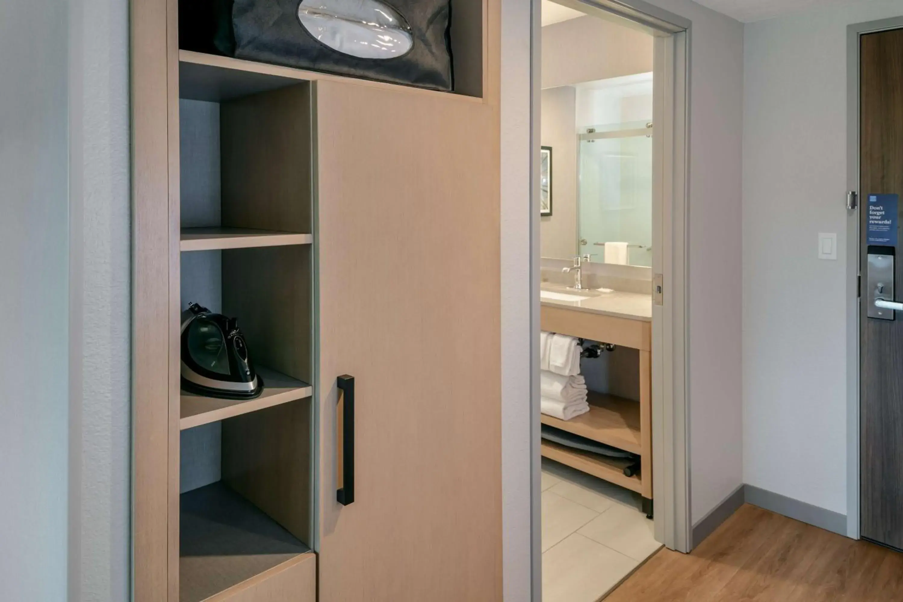 Bedroom in Hyatt Place Fairbanks Bedroom in Hyatt Place Fairbanks