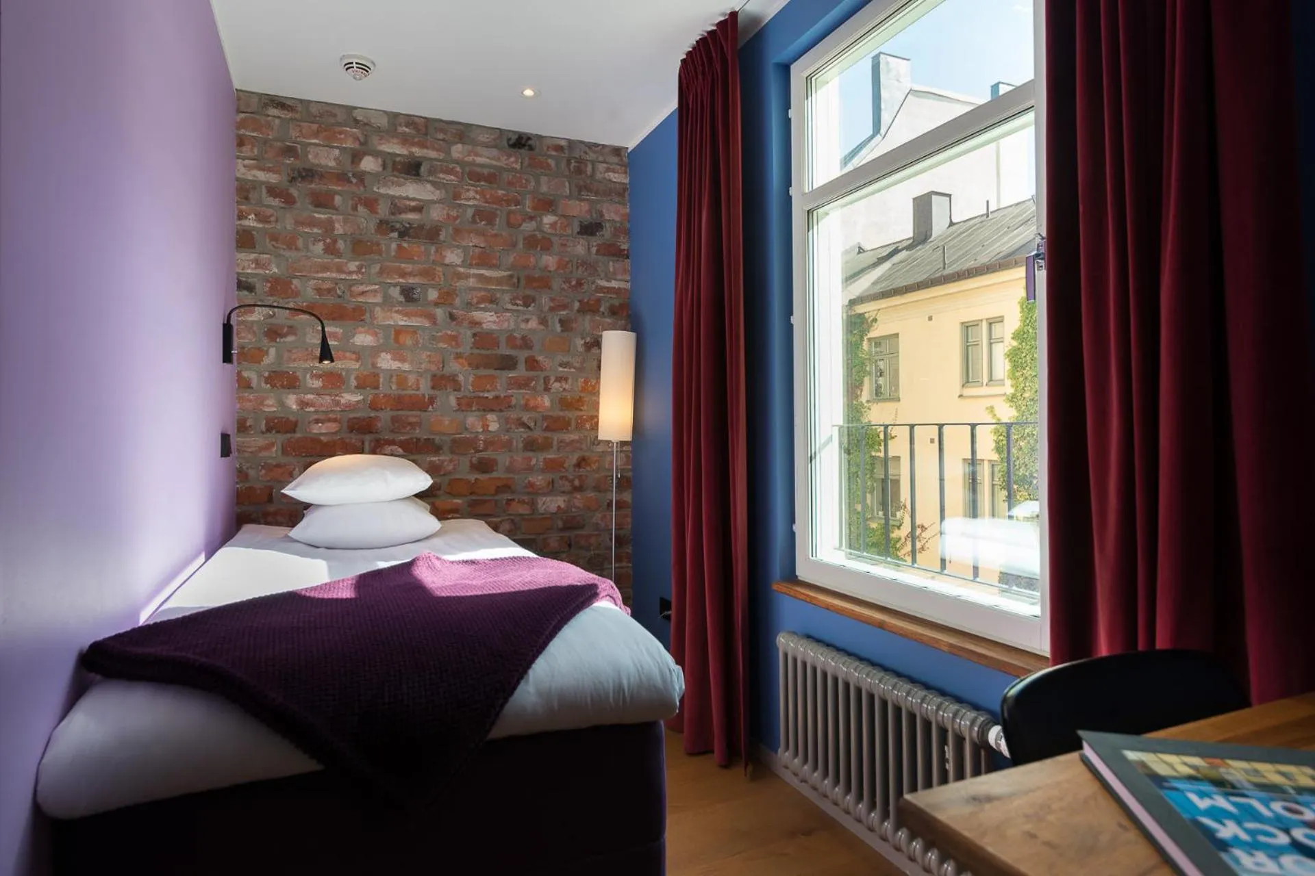 Bedroom, Bed in Hellstens Glashus