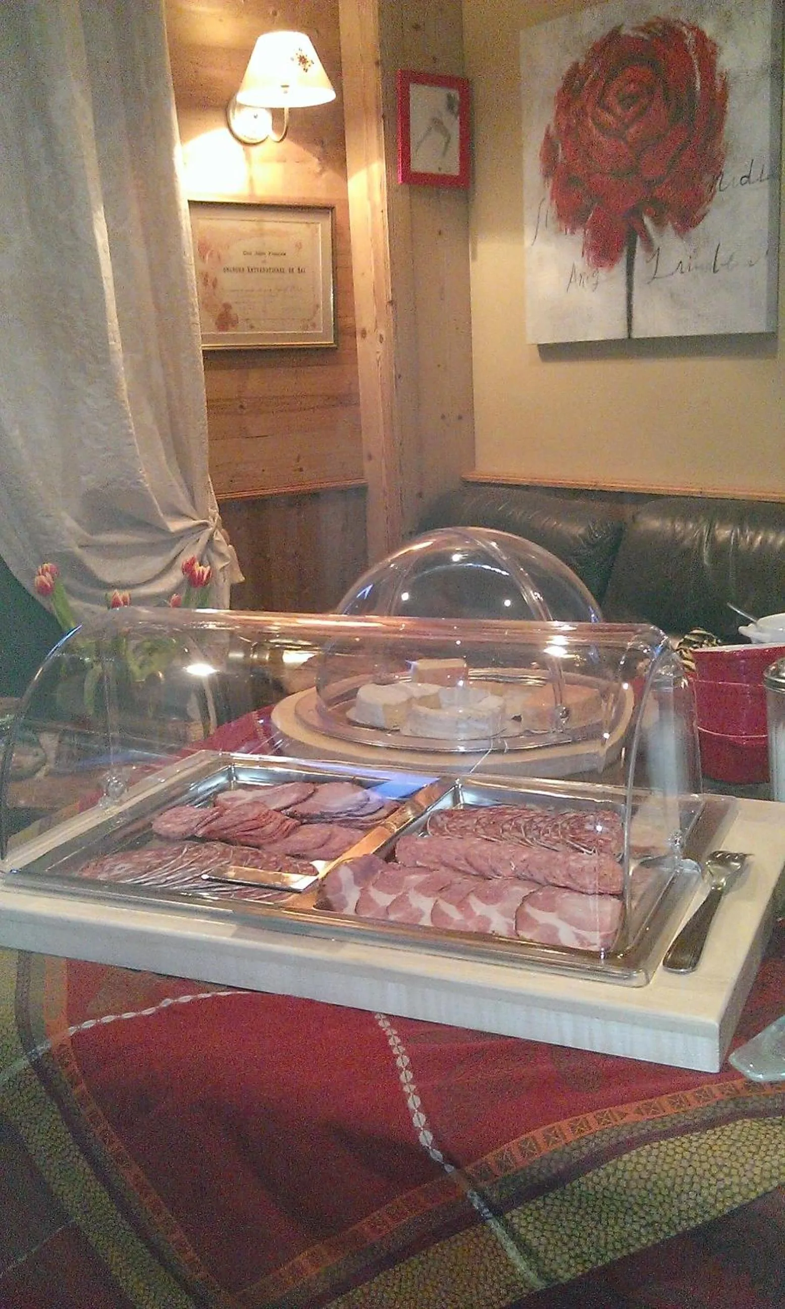 Food and drinks in Hôtel La Vallée