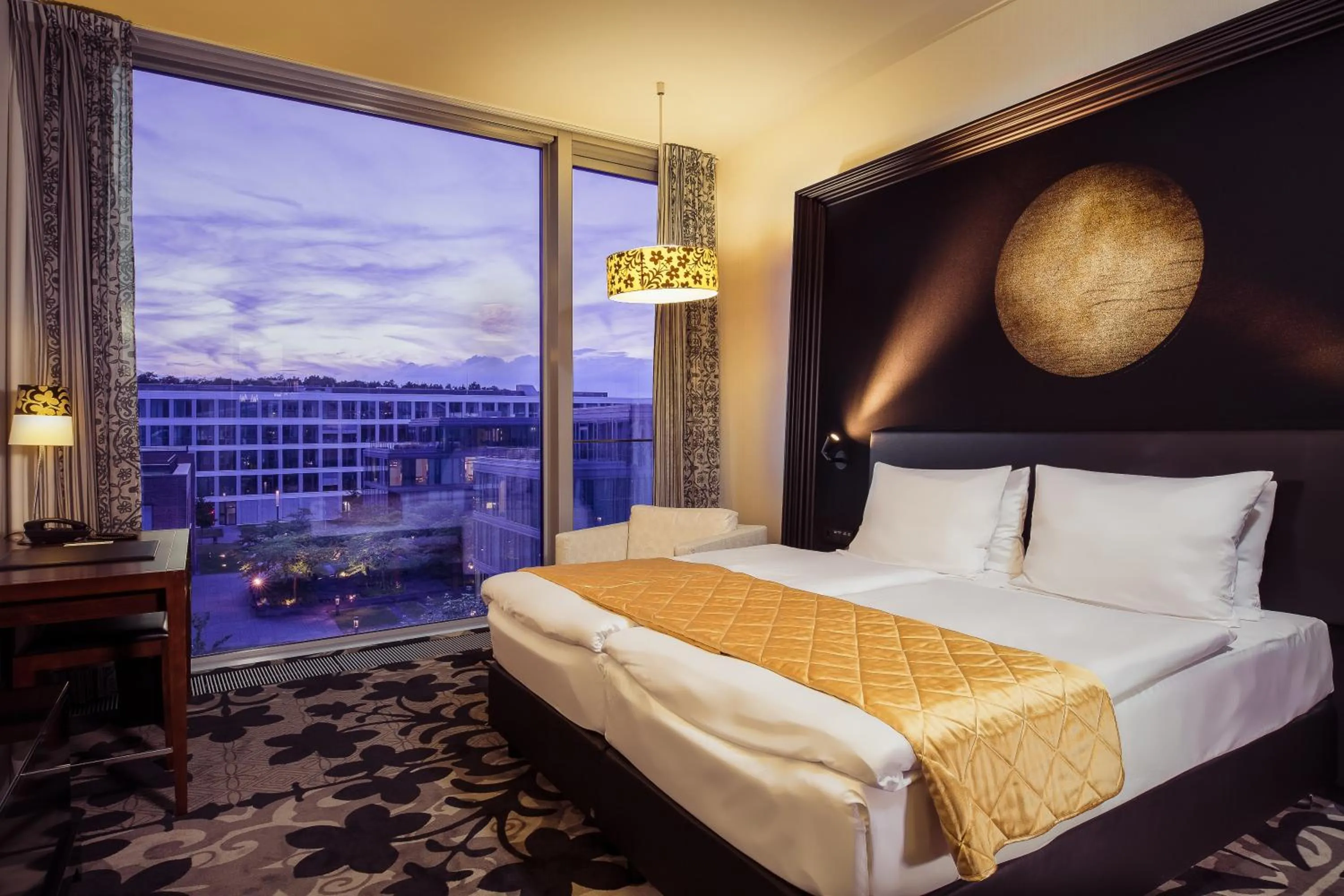 Photo of the whole room, Bed in Kameha Grand Bonn