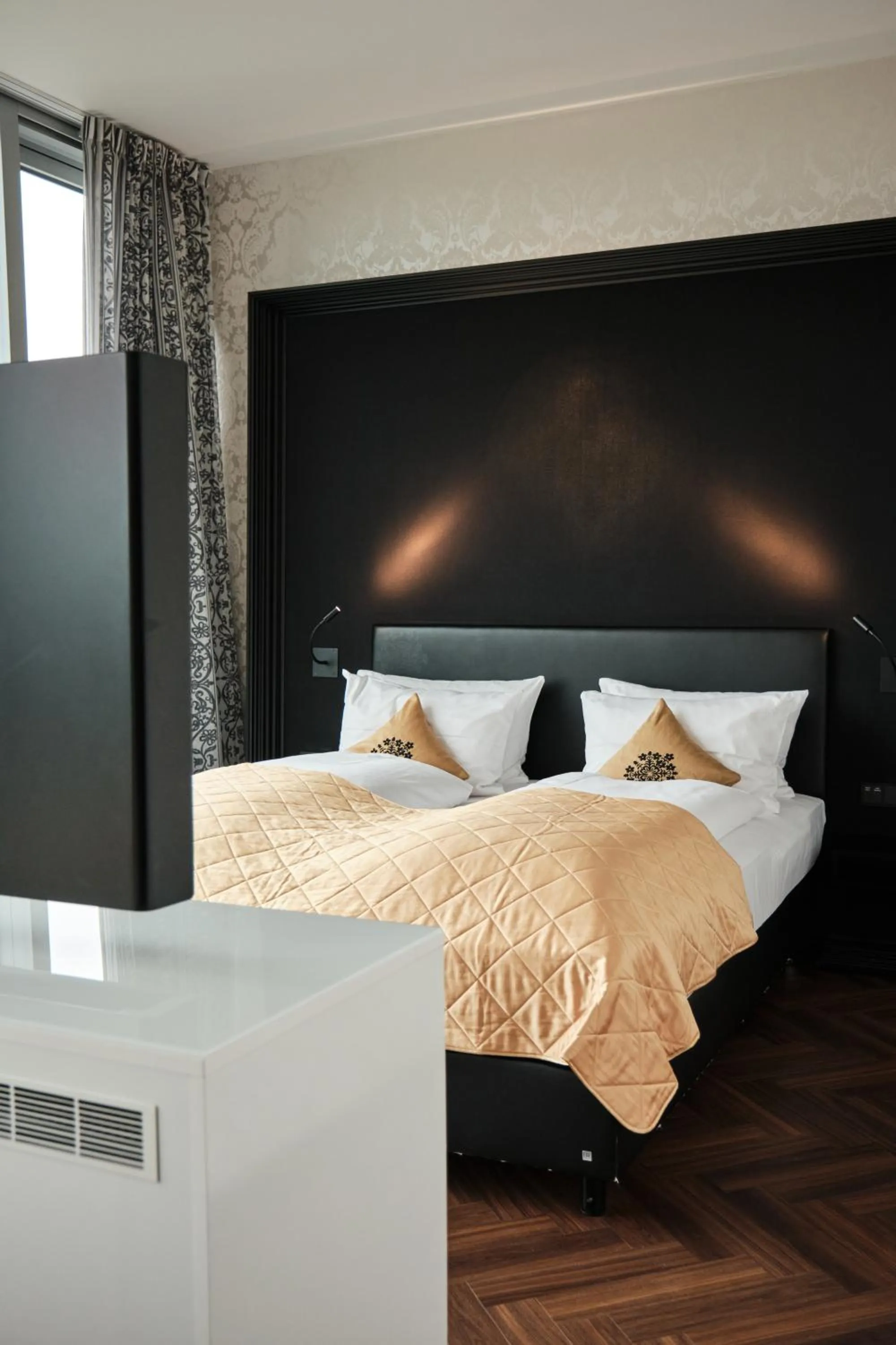 Bed in Kameha Grand Bonn