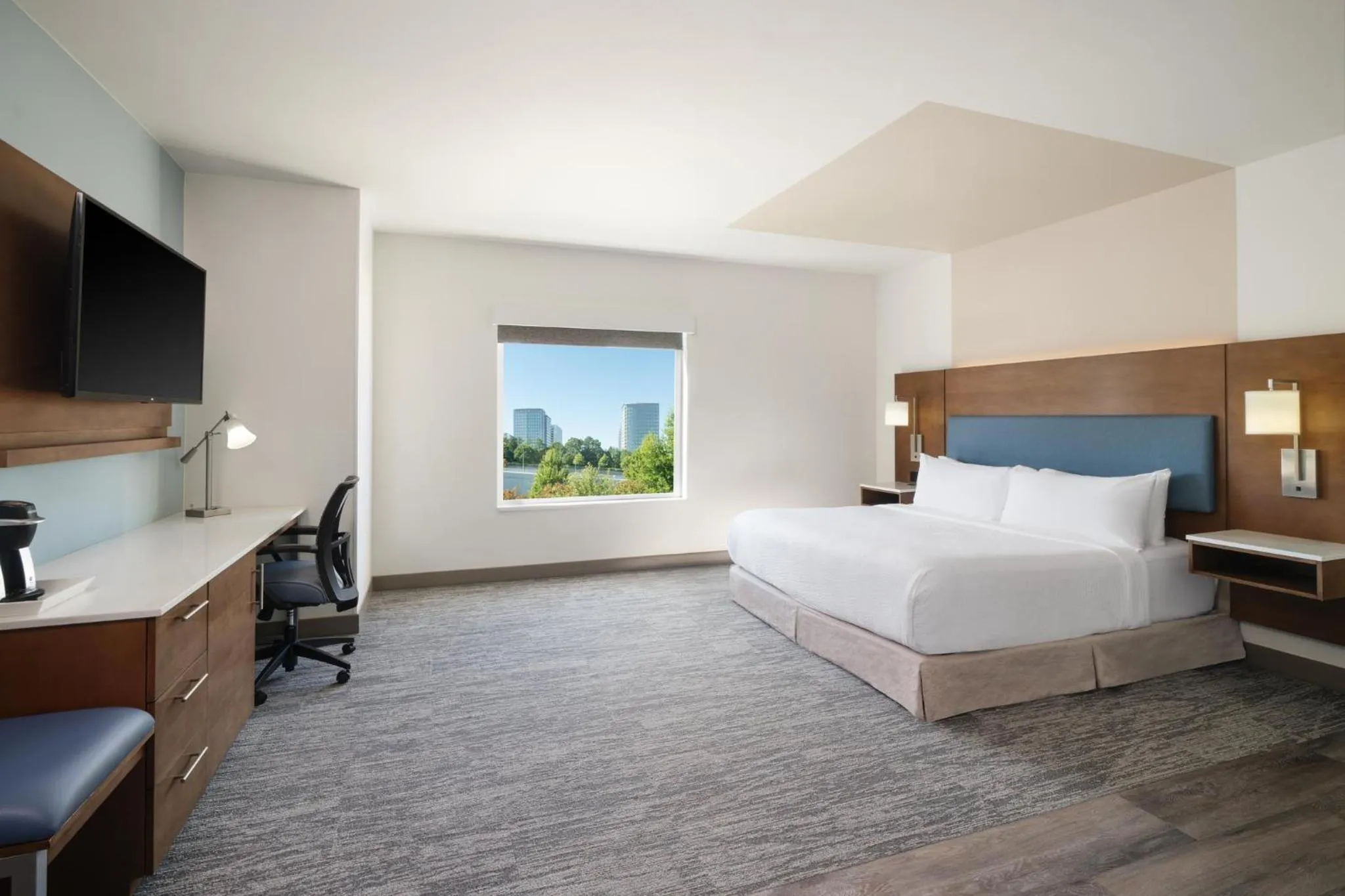 Photo of the whole room, Bed in EVEN Hotel Ann Arbor S - University Area by IHG