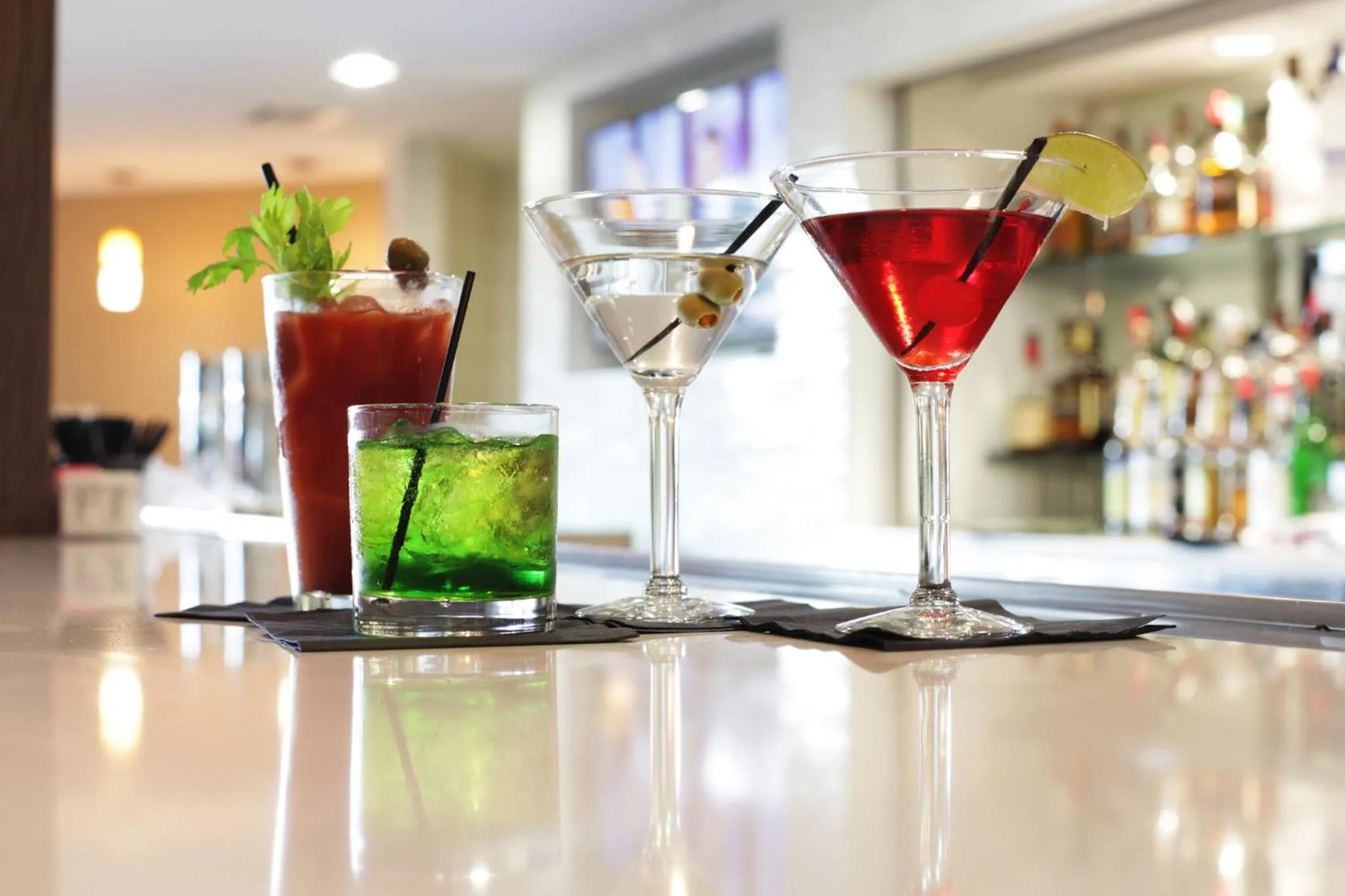 Lounge or bar in Holiday Inn Phoenix/Chandler by IHG