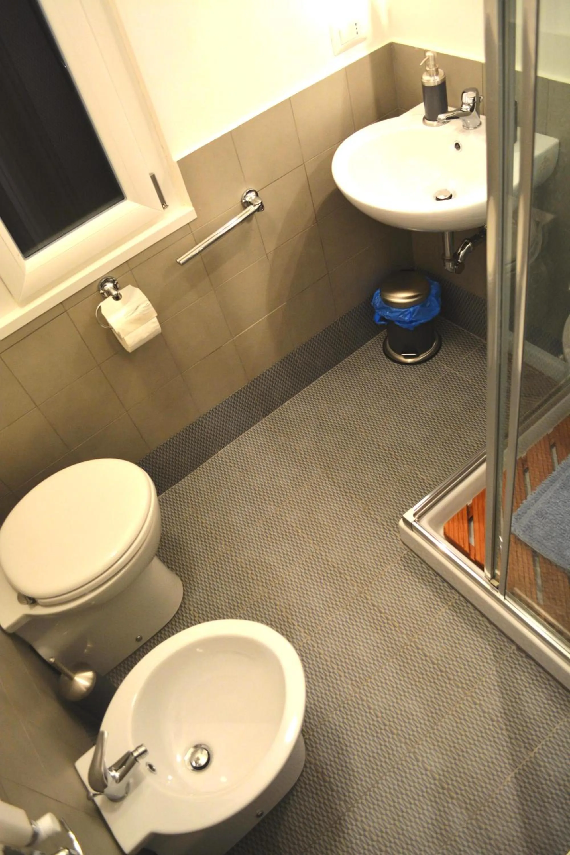 Bathroom in L'Attichetto di Ponte Milvio a Roma Centro