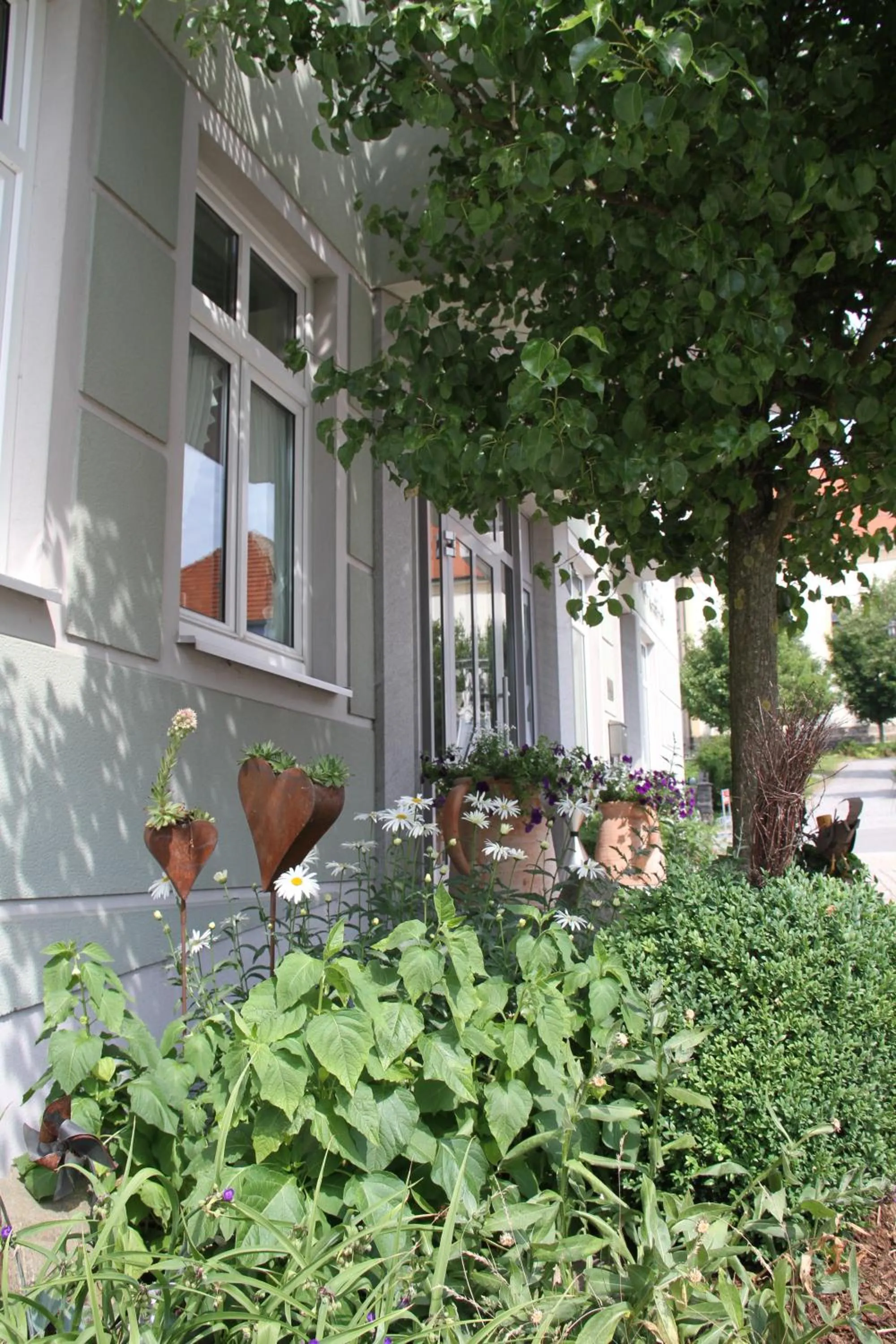 Facade/entrance in Zilks Landgasthof Zum Frauenstein