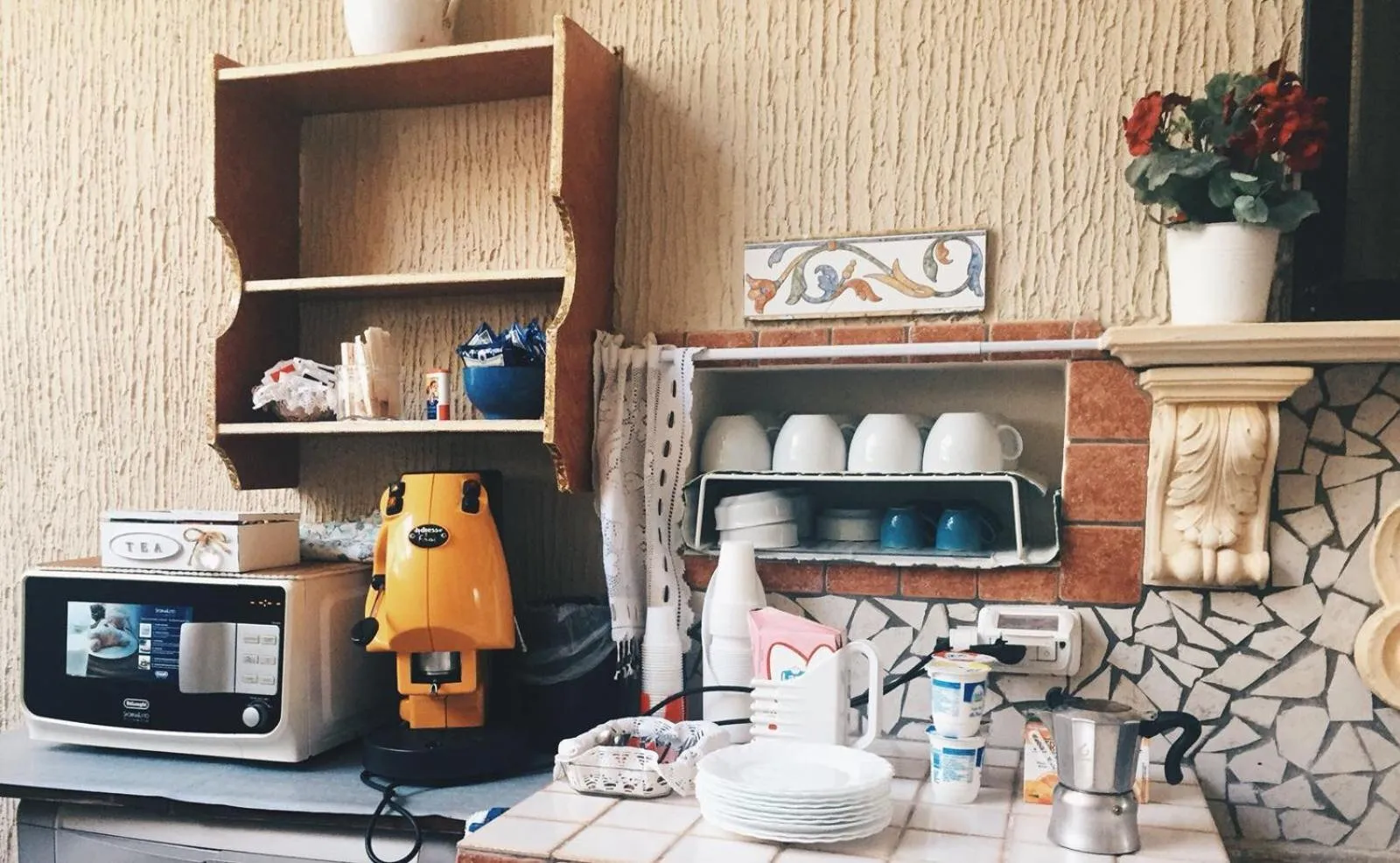 Food and drinks in B&B Lido