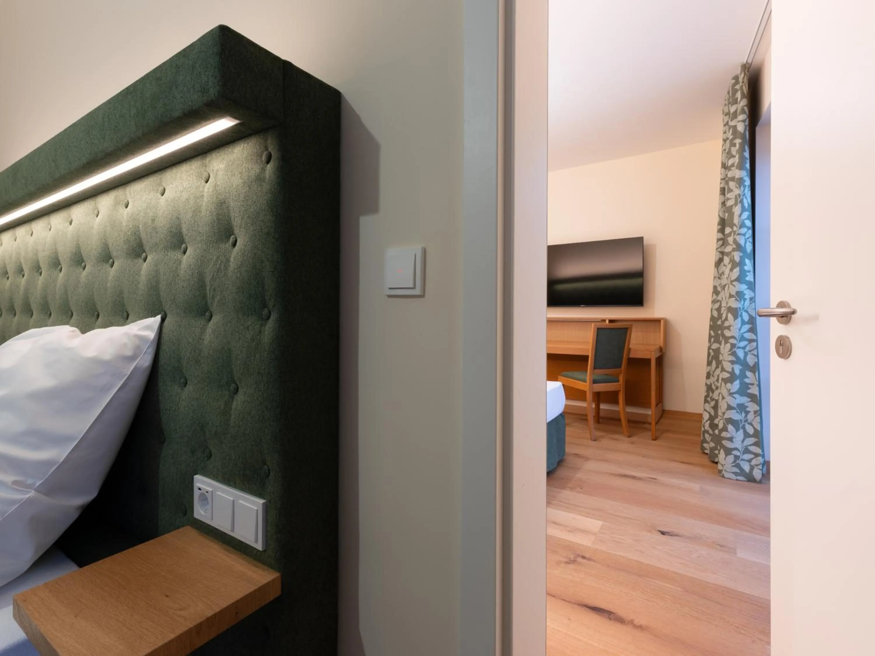 Bed in Gutshotel Odelzhausen