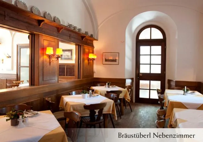 Restaurant/places to eat in Gutshotel Odelzhausen