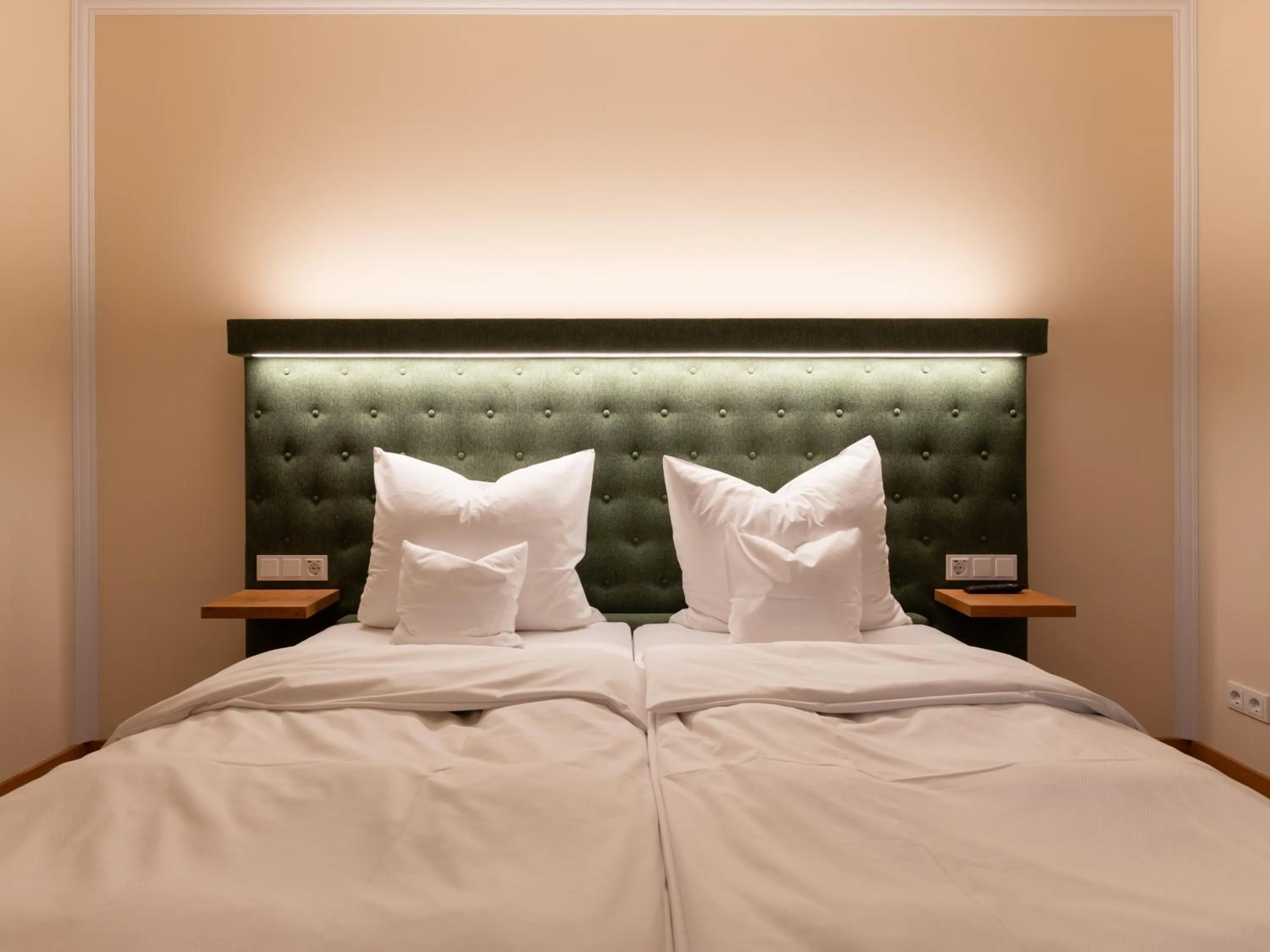 Bed in Gutshotel Odelzhausen