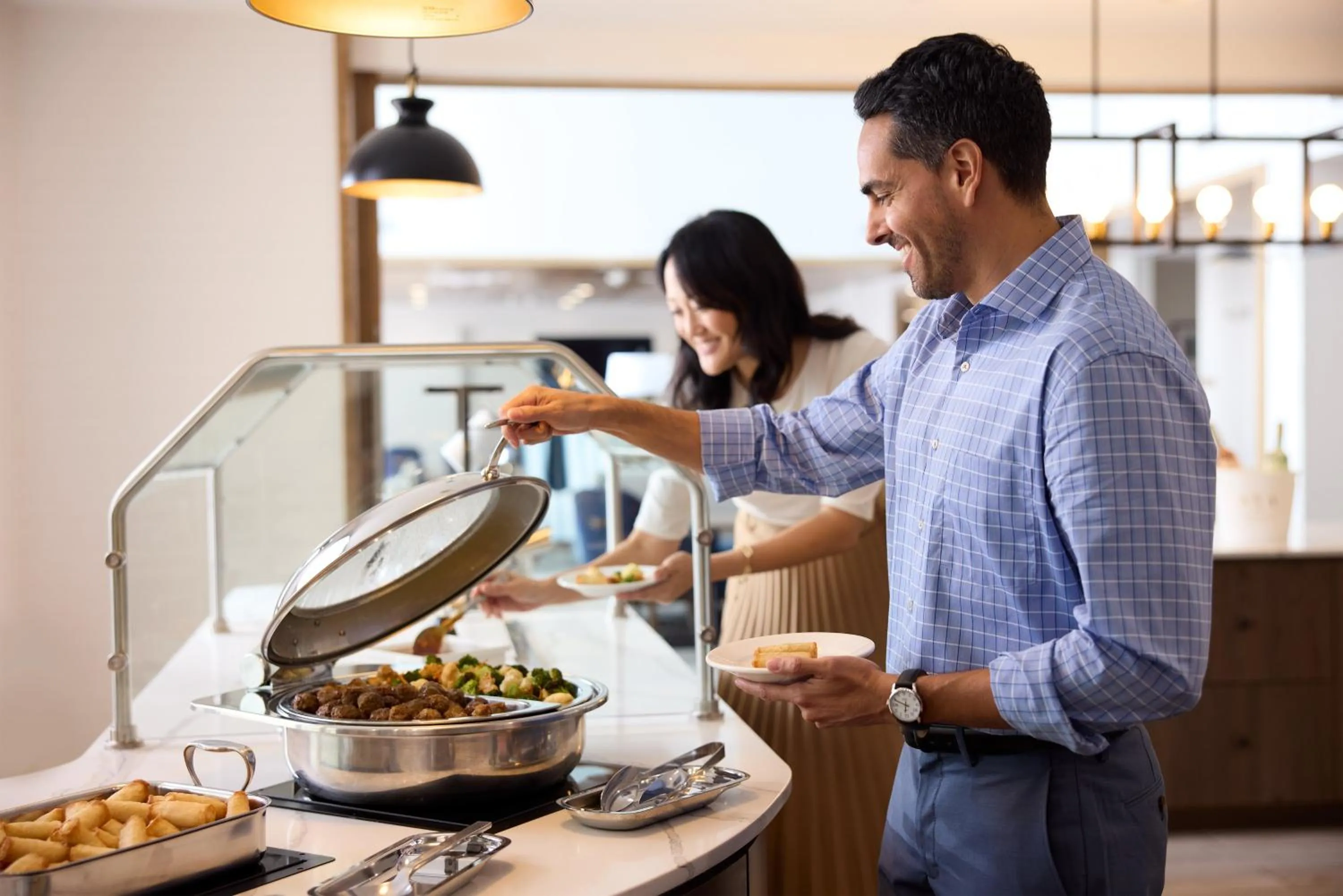 Restaurant/places to eat in Staybridge Suites Albuquerque North by IHG