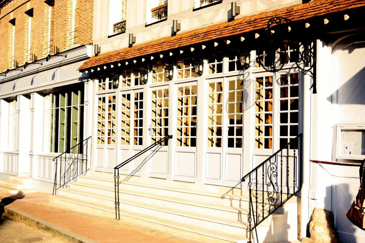 Facade/entrance in Hotel Du Grand Cerf & Spa
