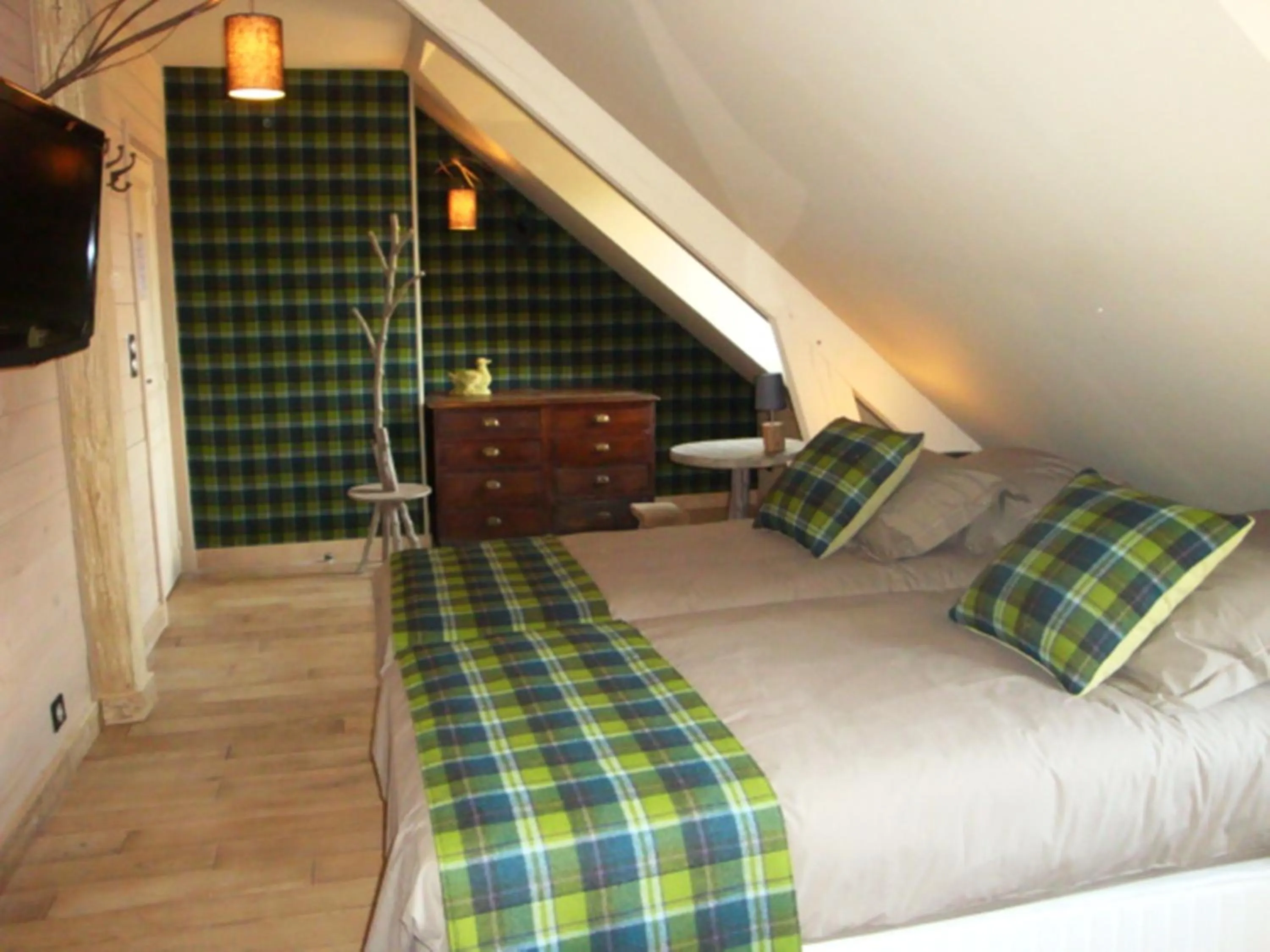 Photo of the whole room, Bed in Hotel Du Grand Cerf & Spa