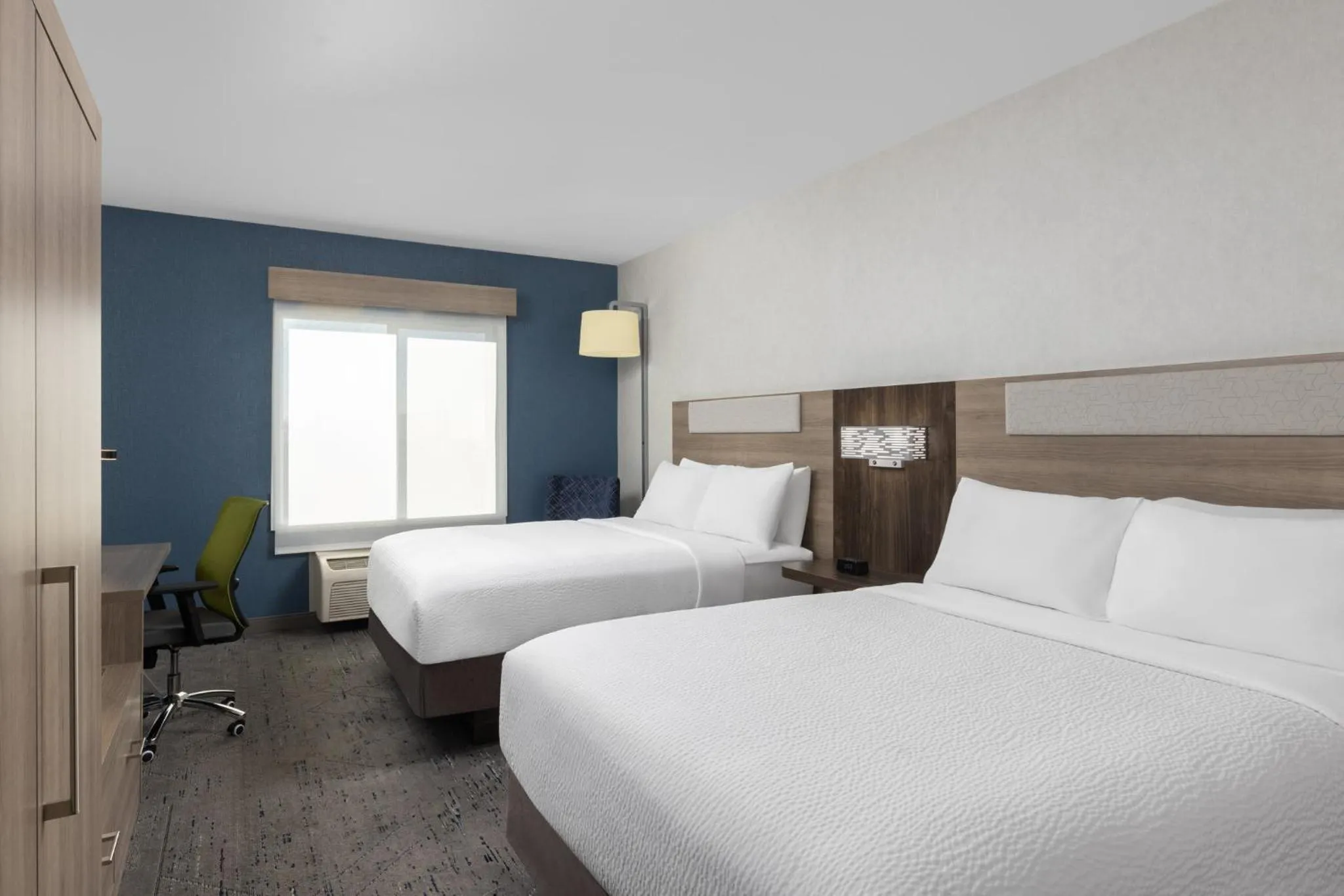 Photo of the whole room, Bed in Holiday Inn Express & Suites Sacramento NE Cal Expo by IHG