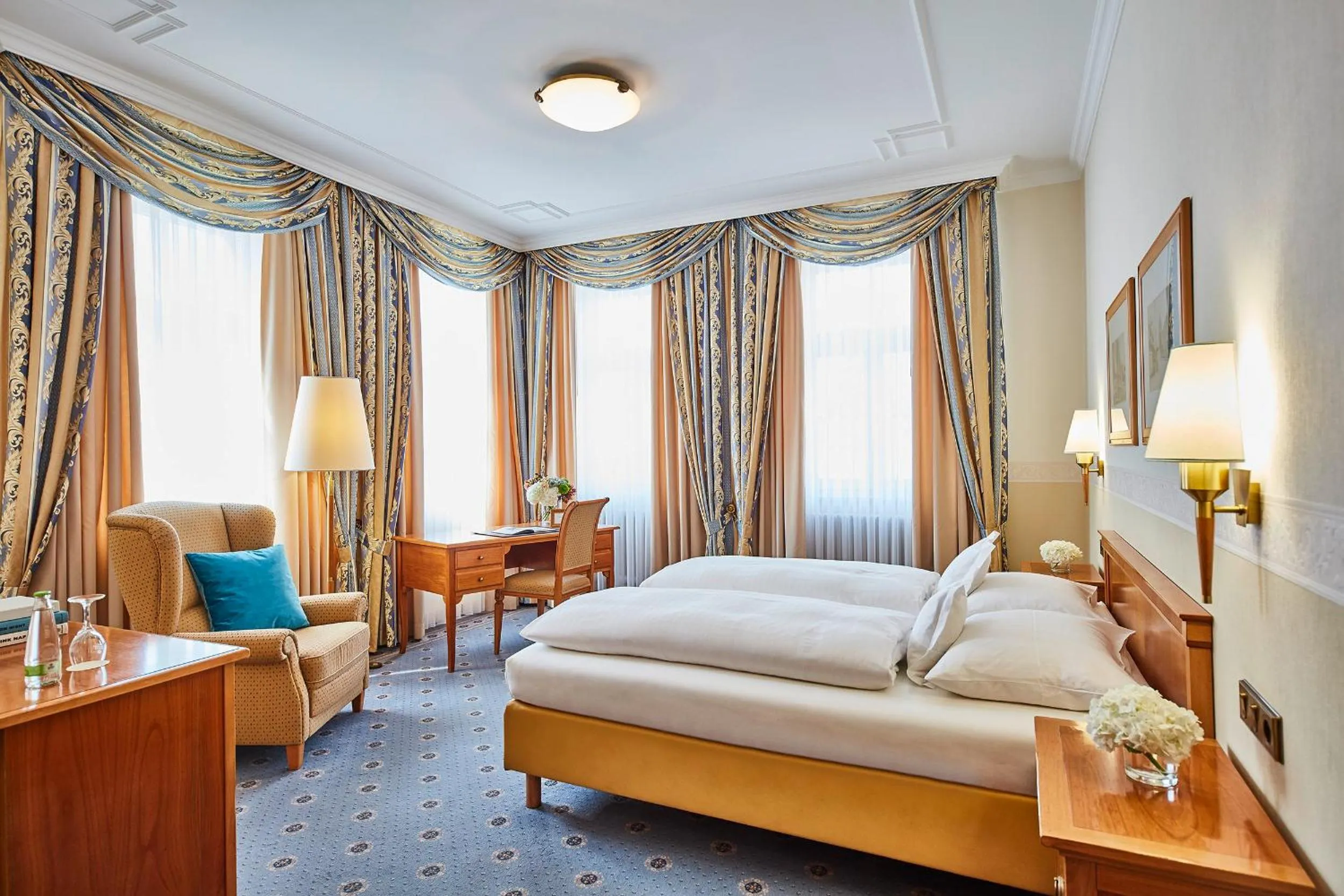 Photo of the whole room, Bed in Allee Hotel